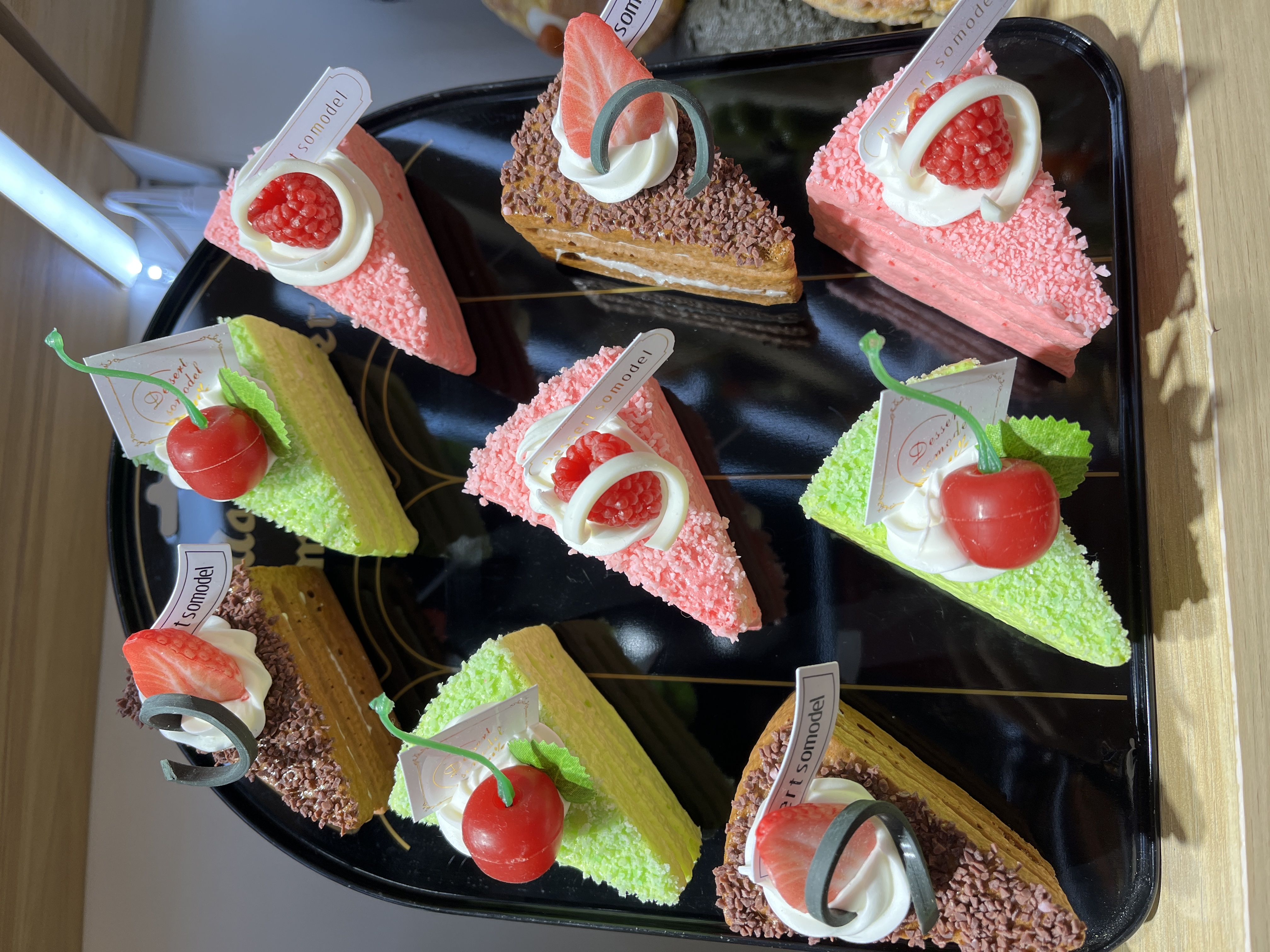 Pastry chef simulation macaron triangle cake Paper cup Macaron cup refrigerator sticker Home decoration food and play detail image 2