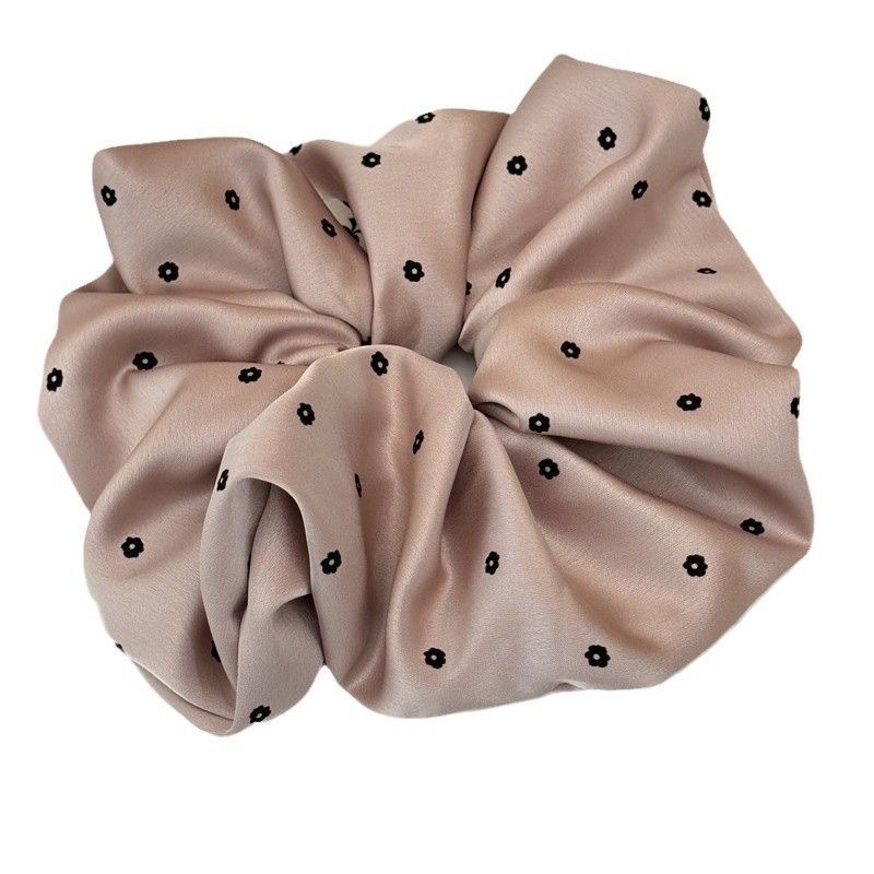 Korean-style simple large intestine hair band headband accessory, fashionable and versatile. Large intestine hair band accessory, ladies' head accessory, hair band accessory Item Picture