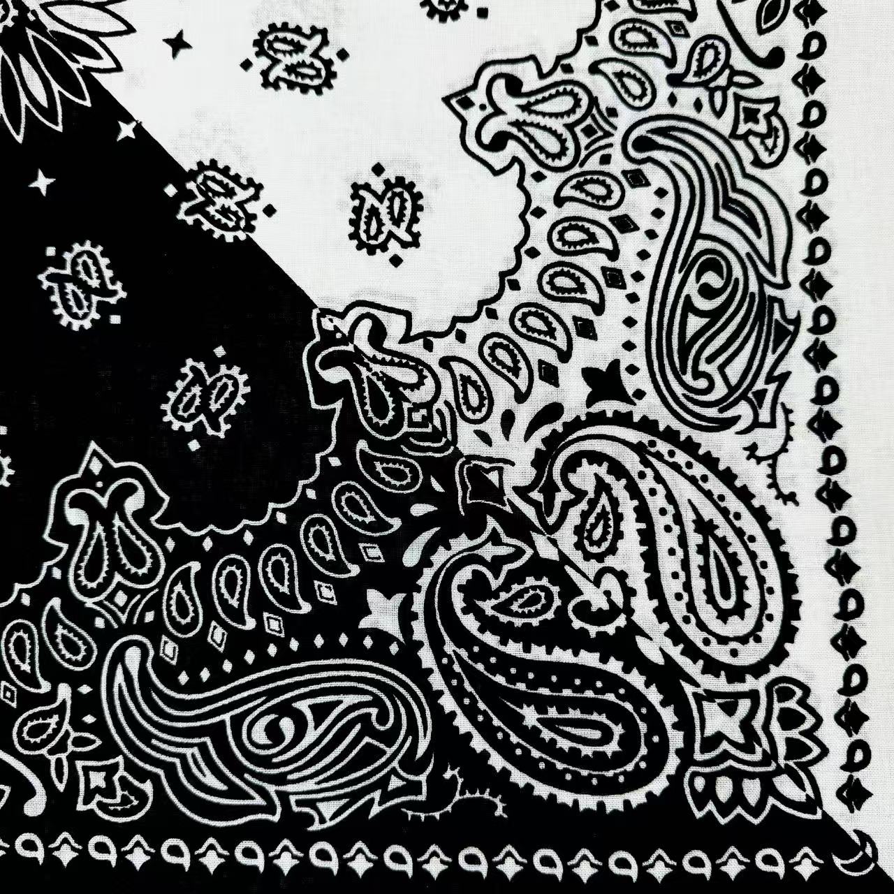 New European and American hip-hop 55cm pure cotton square towel, double-piece cashew print, versatile headscarf, sports magic pure cotton headscarf, sun protection mask, handkerchief face towel, comfortable, soft, multi-purpose, fashionable design square towel detail image 5