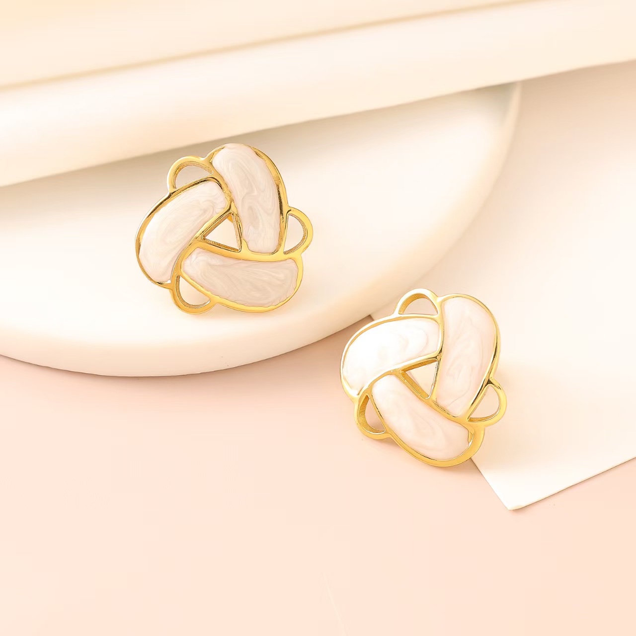 925银饰淡水珍珠项链 优雅设计气质珍珠项链 女士礼物详情图3