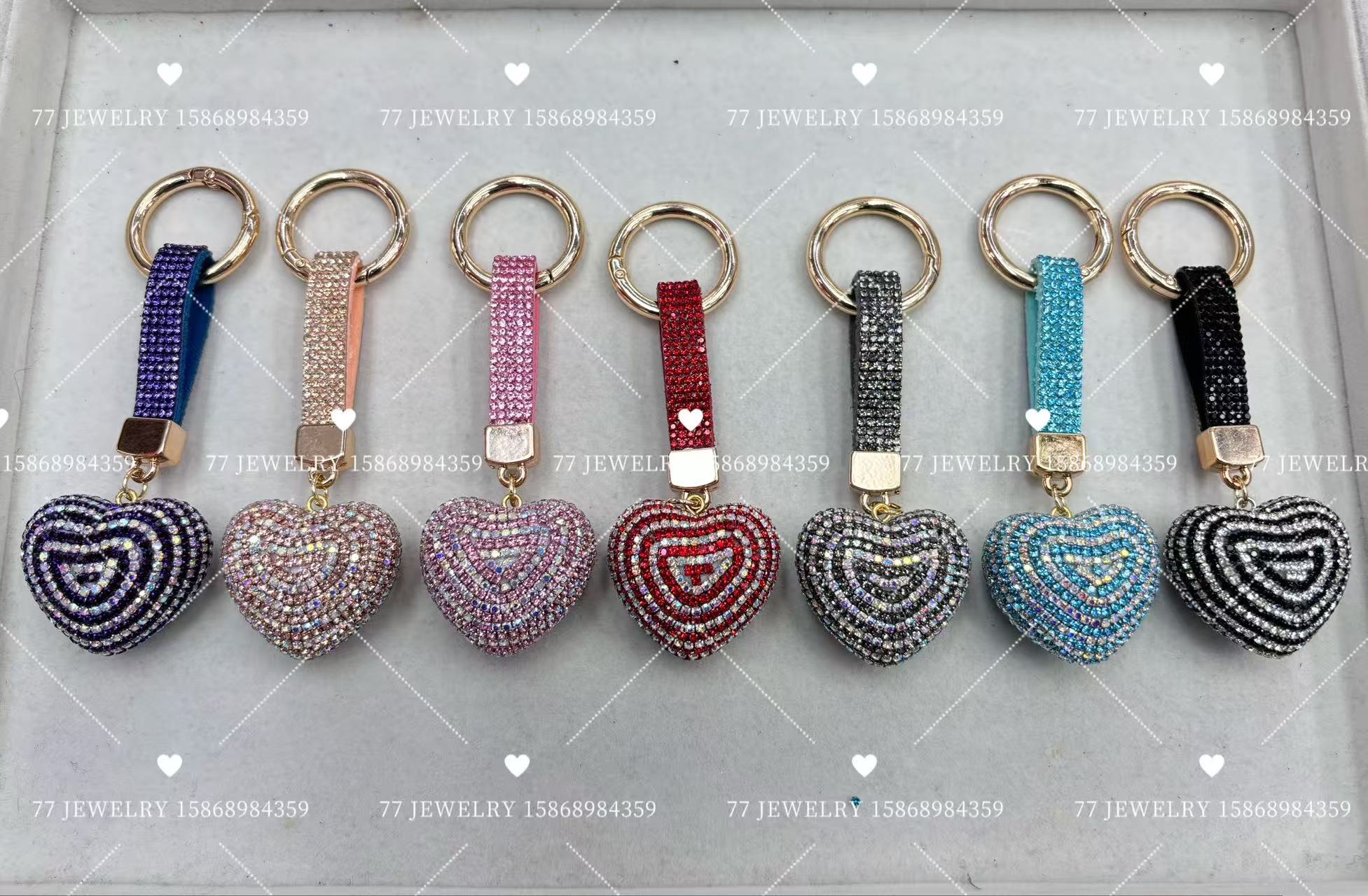 韩版爆款镶满钻爱心钥匙扣情侣精致挂件圈汽车包包配饰钥匙链批发