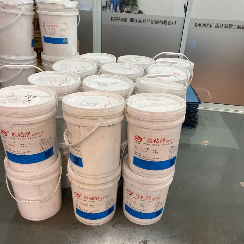 巨马胶粘剂纸塑系列 水性胶粘剂厂家直销现货现发2025-1