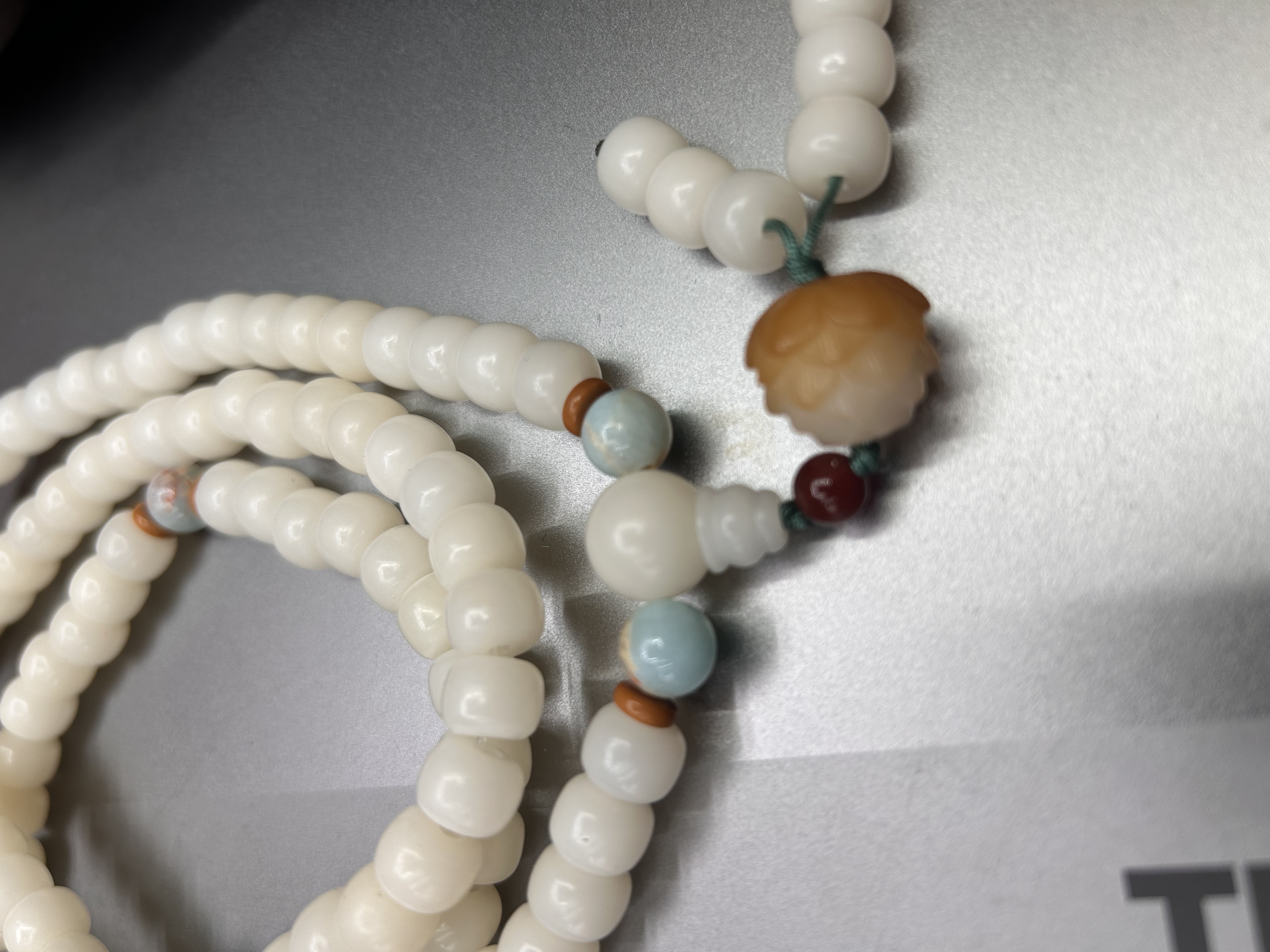 白玉菩提长串8*10厘米108颗念珠沉香手串详情图3