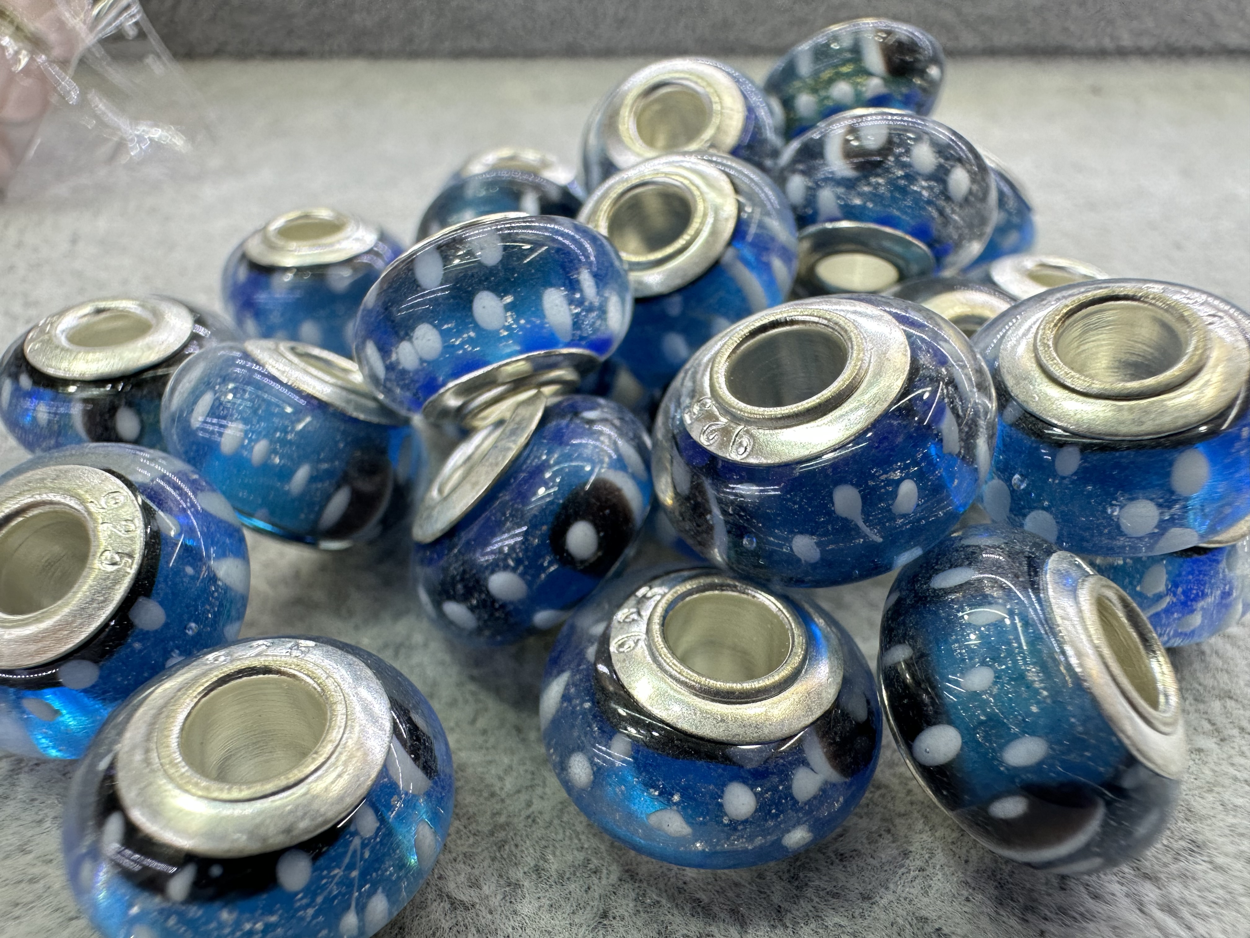 依链新款潘家琉璃大孔珠琉璃配件手链配件可爱穿孔琉璃贝壳五角星隔珠微镶锆石吊坠配件 DIY手工材料摆件装饰创意设计详情图7