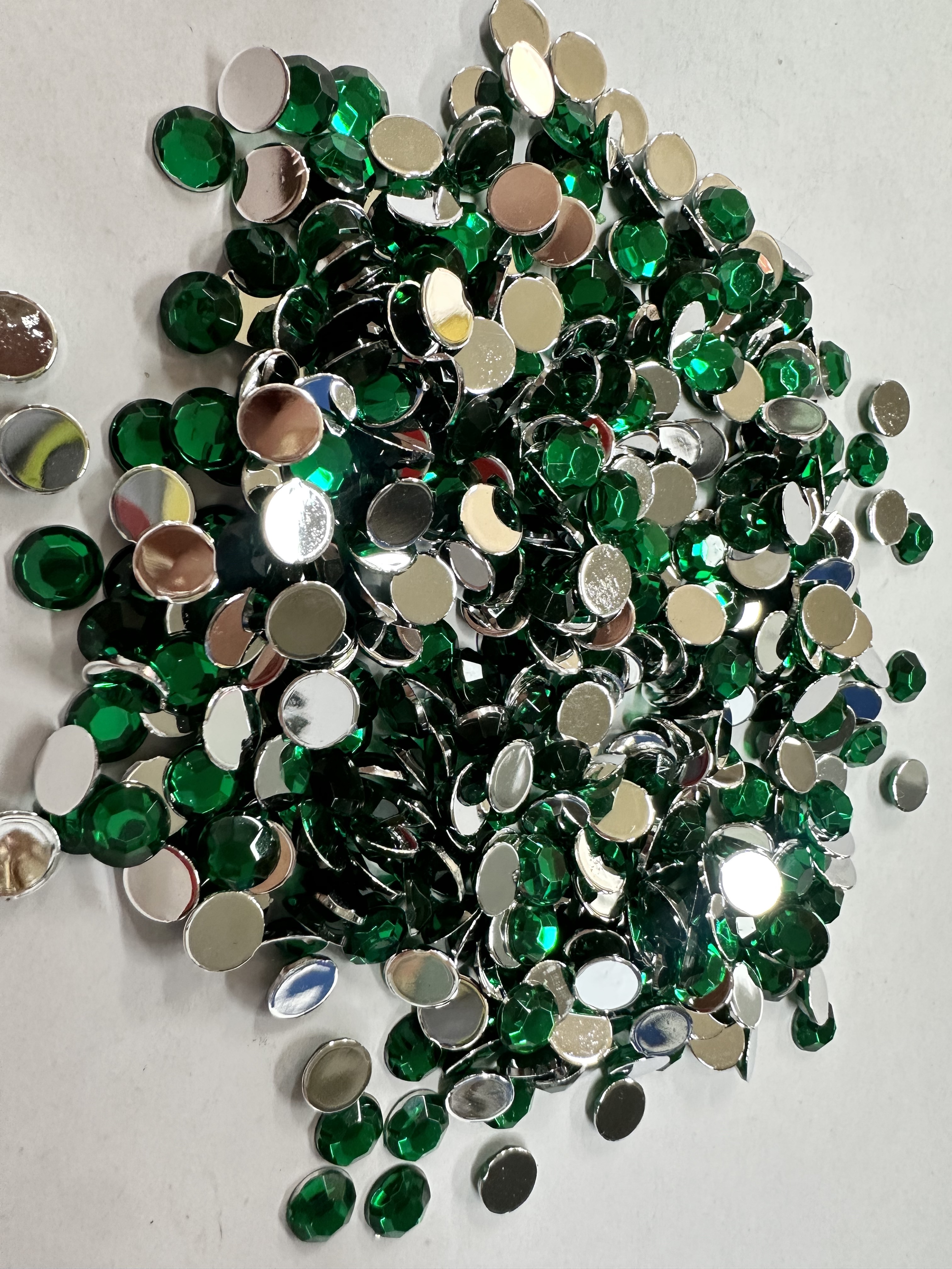 Factory direct sales of imitation Taiwanese acrylic drill flat drill 1.5mm ~ 4mm children's hair accessory gripper accessories, environmentally friendly flat cut surface round detail image 8