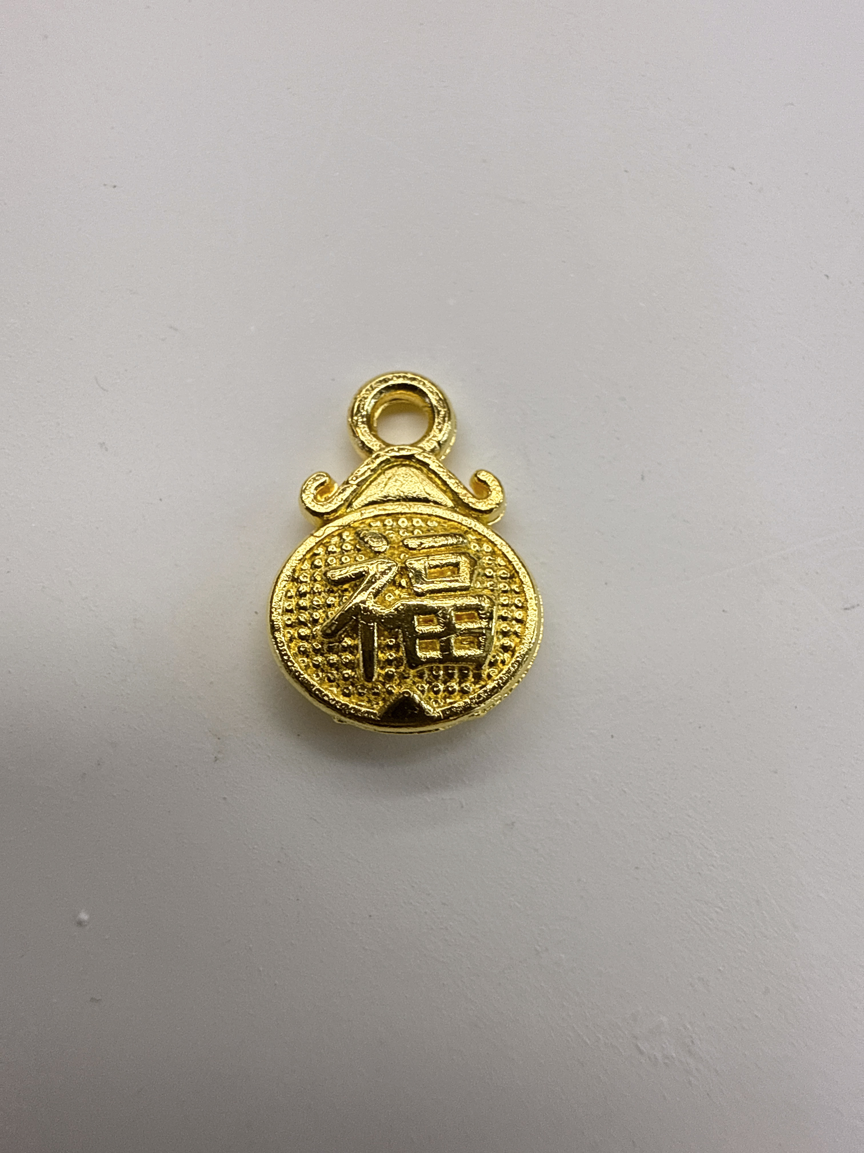 الحلي على قلادة صغيرة detail image 4