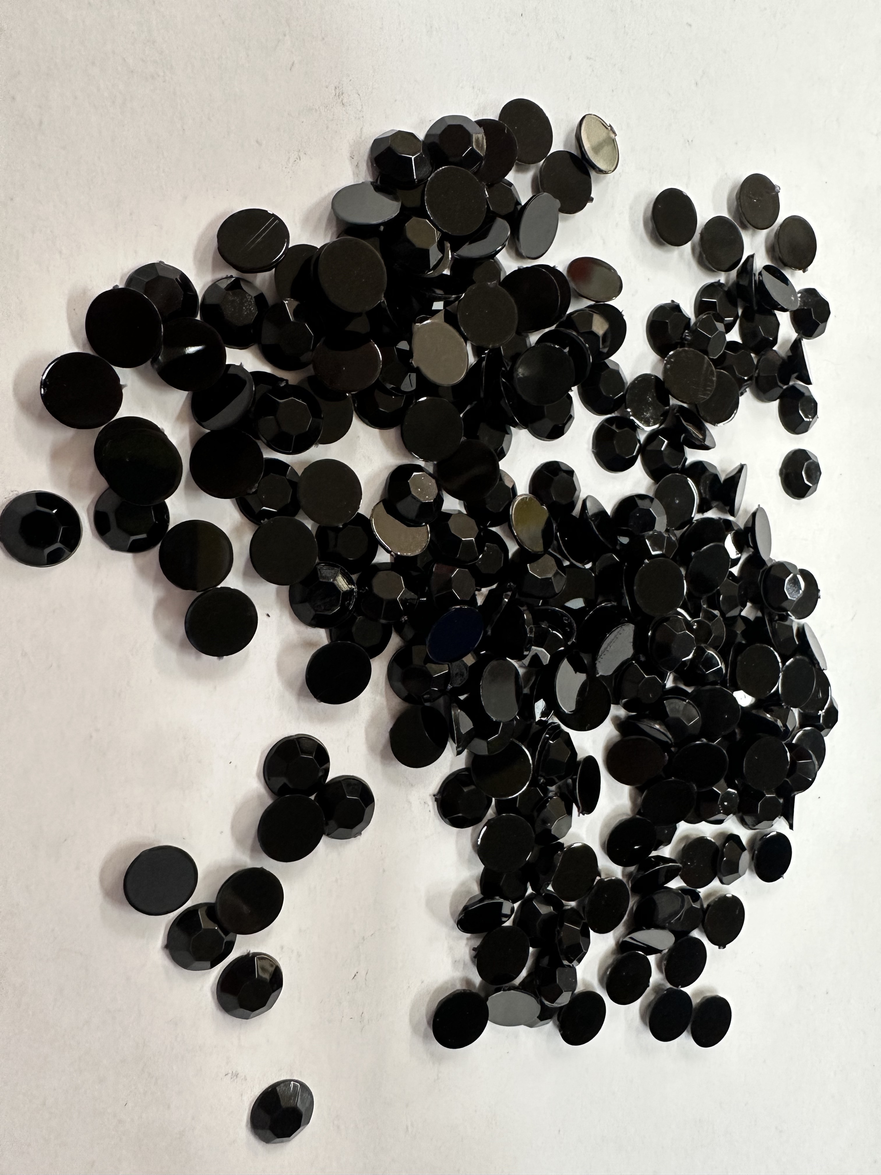 Factory direct sales of imitation Taiwanese acrylic drill flat drill 1.5mm ~ 4mm children's hair accessory gripper accessories, environmentally friendly flat cut surface round detail image 9