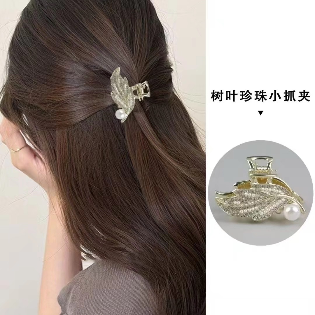 Leaf clip, high-end hair clip, women's hair clip, exquisite hair clip, semi-tied hair, new shark clip hair clip headwear details Picture
