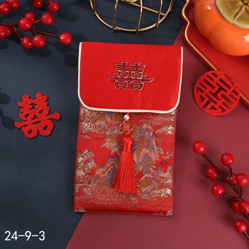 The exquisite design of the silk red envelope is a special red and festive fabric red envelope for weddings and festivals Specification image