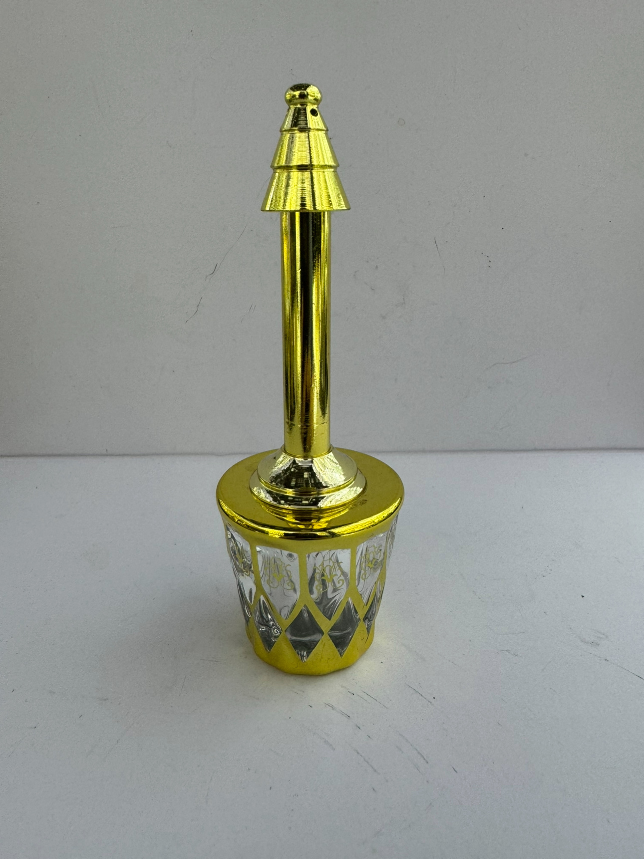 2025年新款金色香水瓶，2025年新款金色香水瓶，2025年新款金色香水瓶，2025年新款金色香水瓶，YN01工艺品