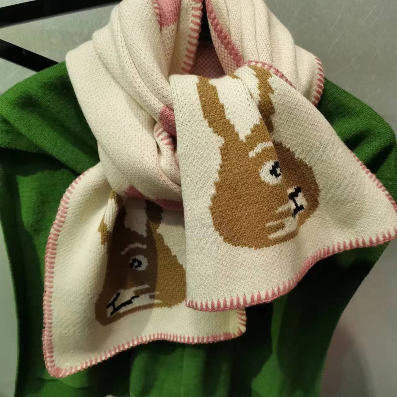 قفل الأرانب المحبة detail image 2