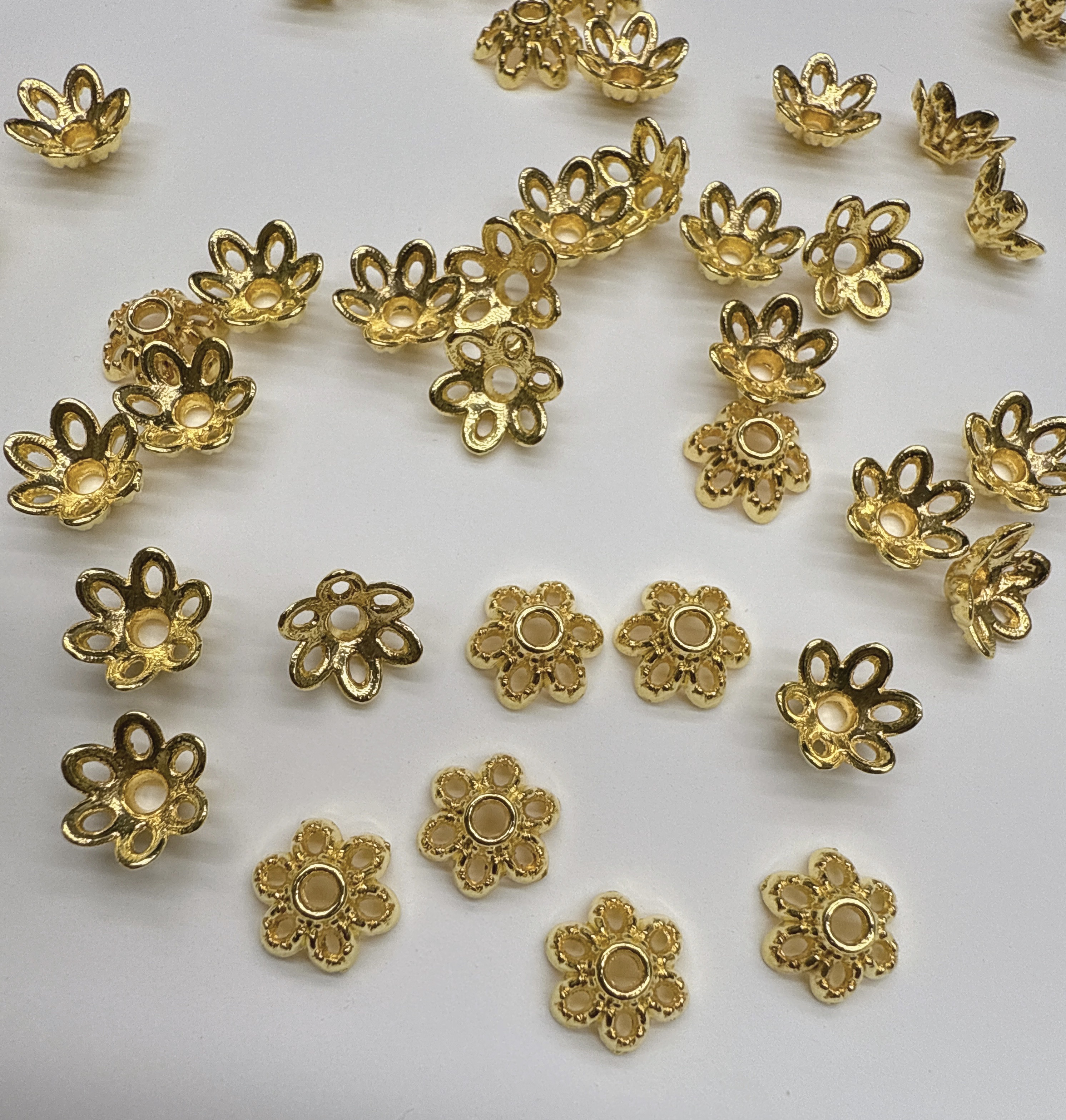 Alloy flower stand metal DIY bracelet accessories details Picture