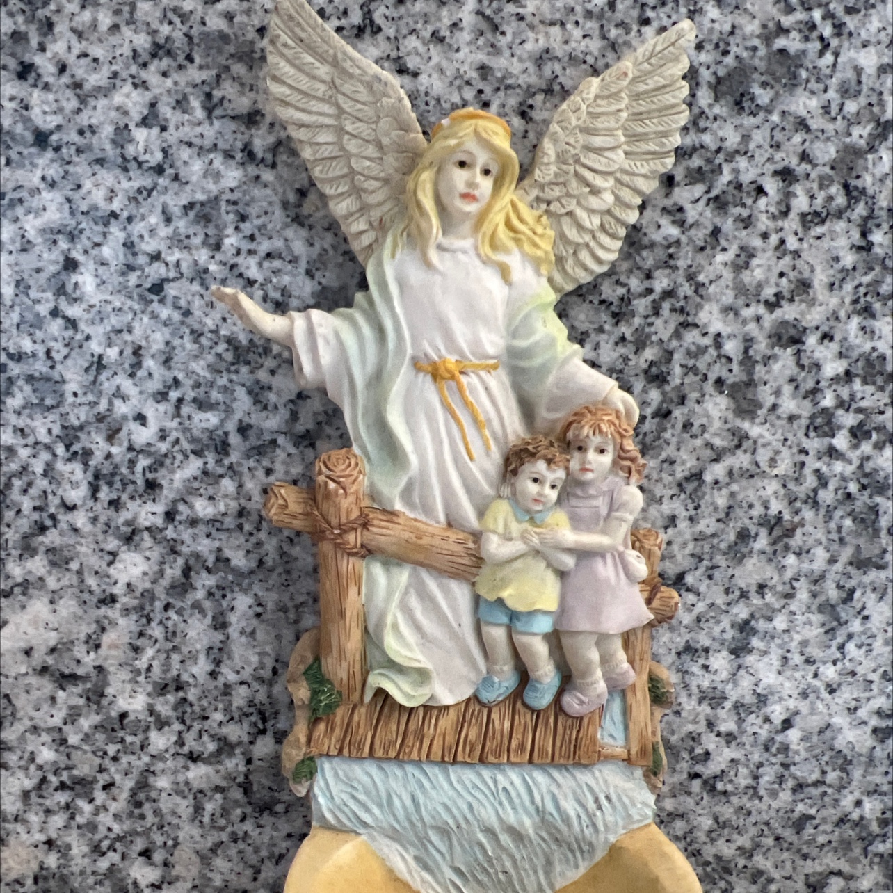 Resin pendant Angel series, fridge magnet series, car series, handicrafts and gifts, and many other products, single and multiple varieties Application Scenario