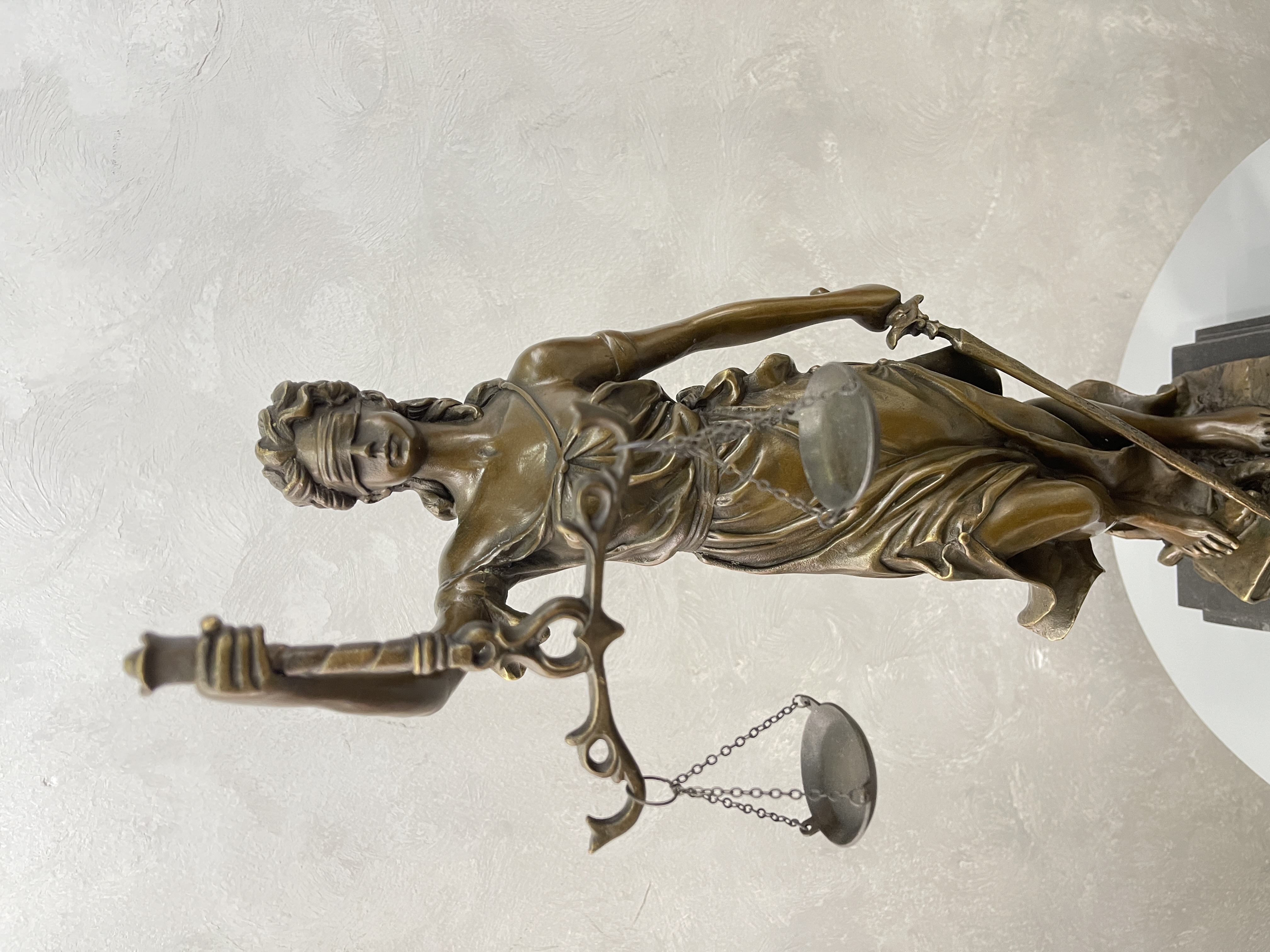 Handicrafts, copper handicrafts, ornaments, Fair Goddess statue ornaments, handicrafts details Picture