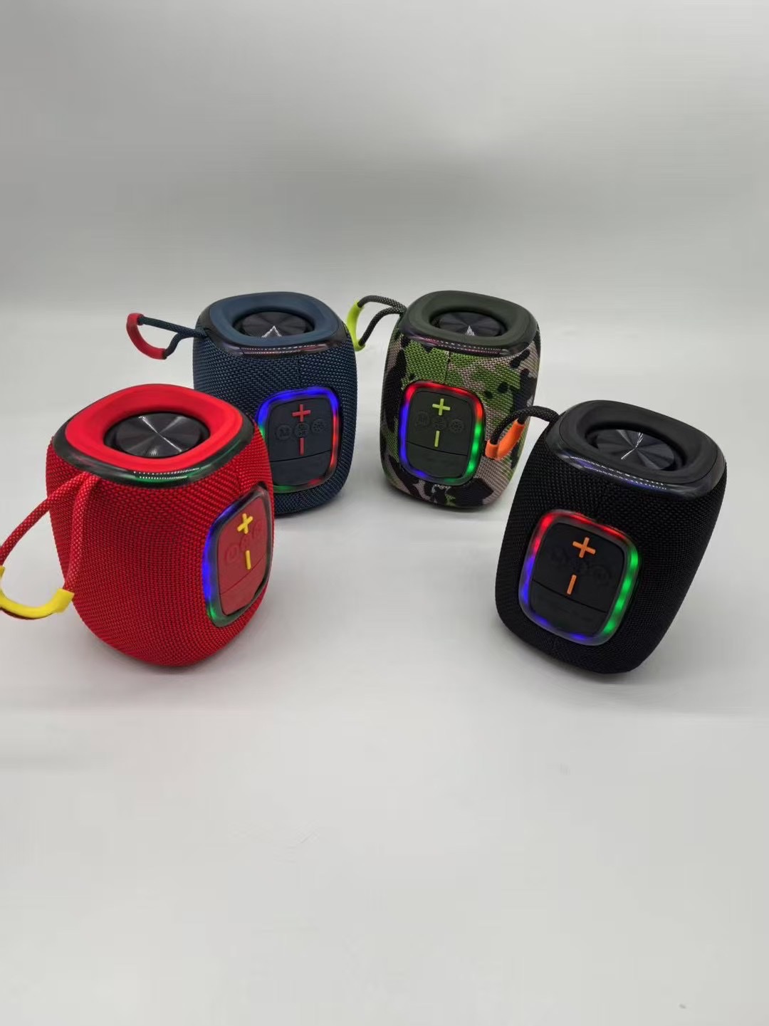 新款布艺音箱音响音响低音炮