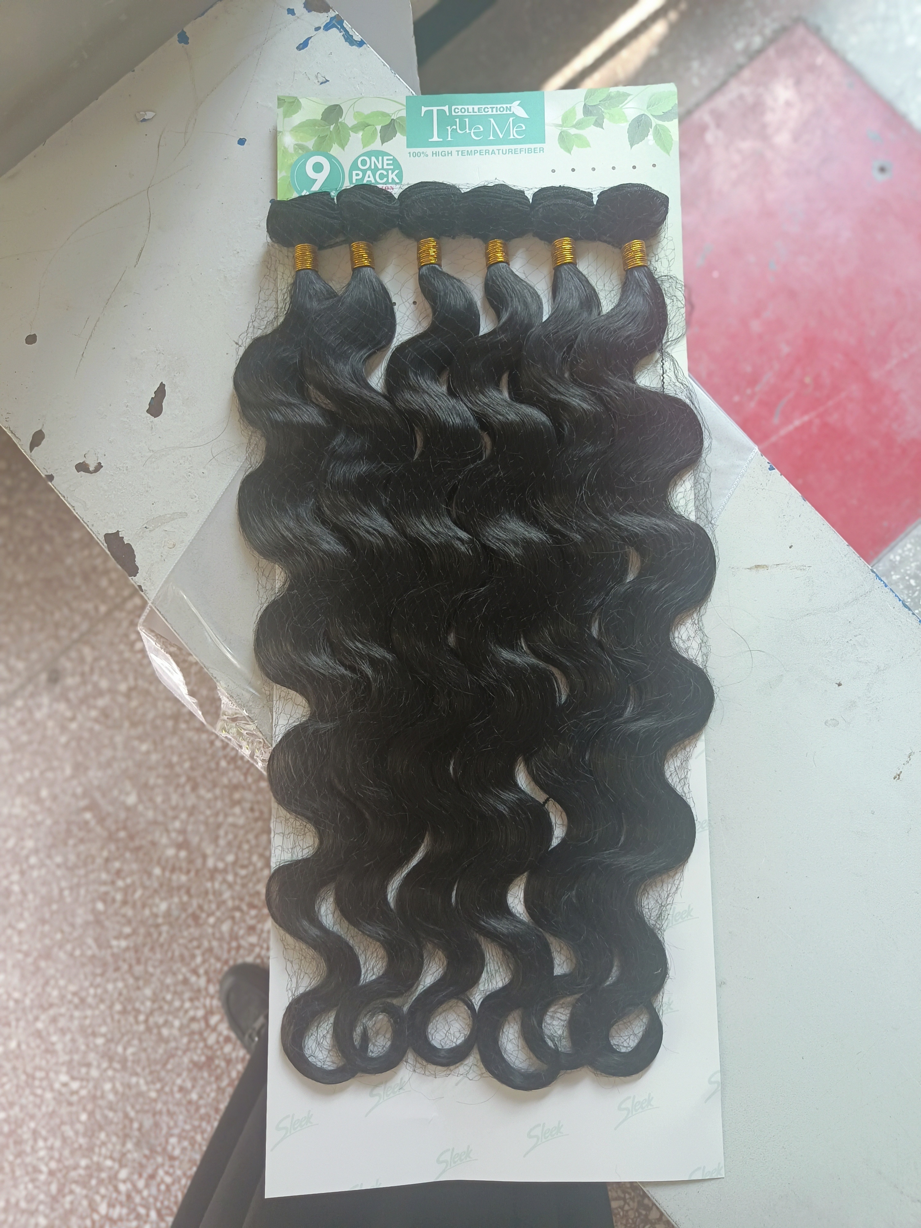 The unique style of the wig is natural and realistic details Picture