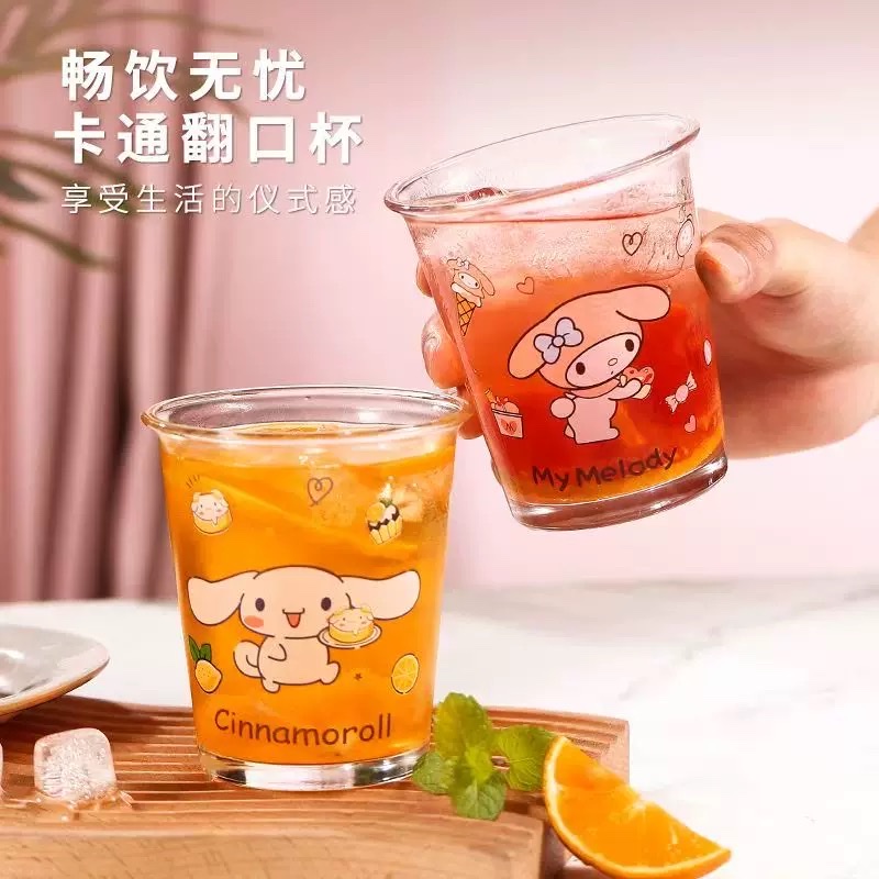 Glass handicrafts, glass vases, decorative items, glass cold water cups, glass ice cream cups, full-length mirrors, home creative artworks Item Picture