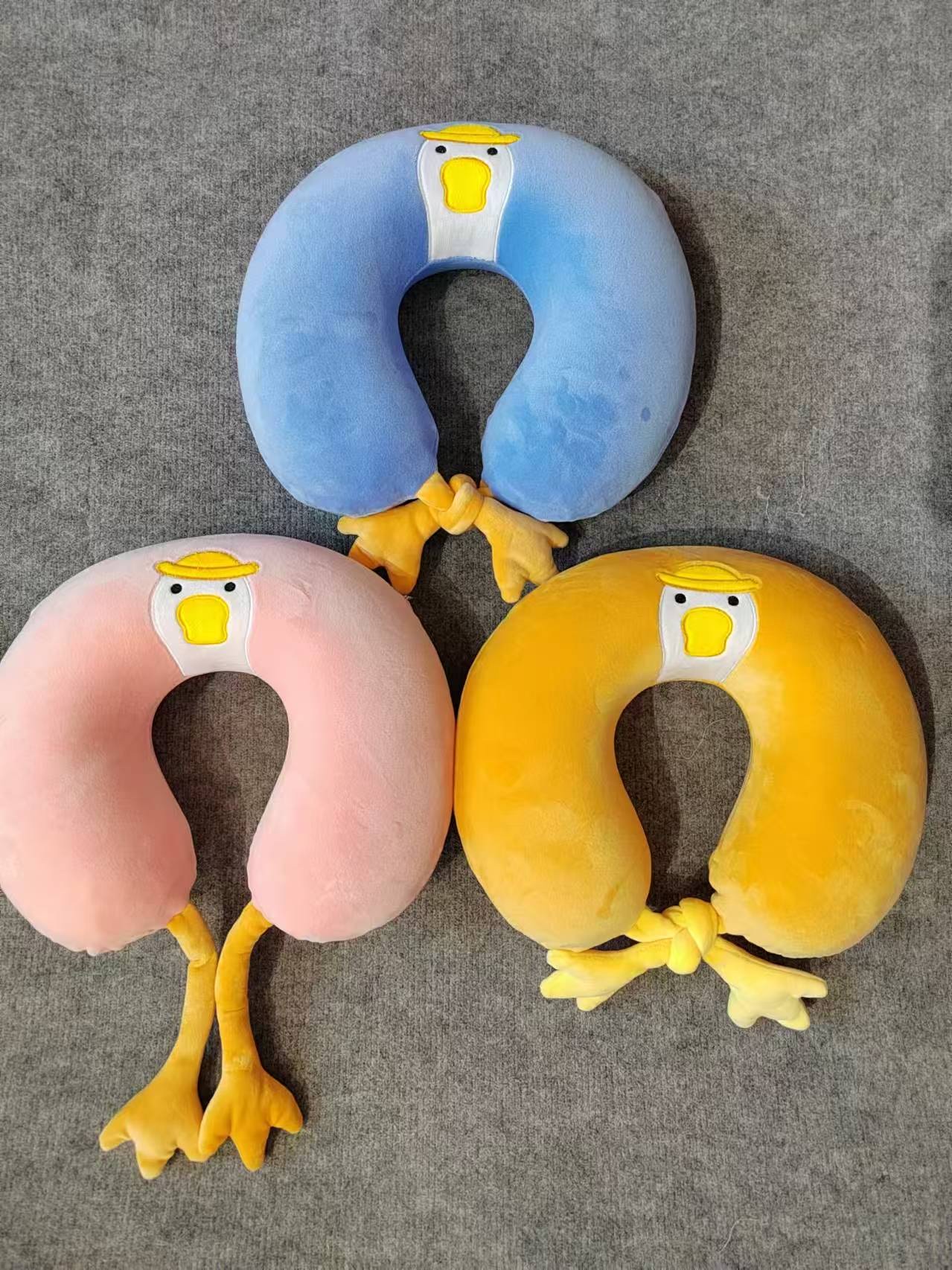 毛绒公仔、玩偶、娃娃实物图