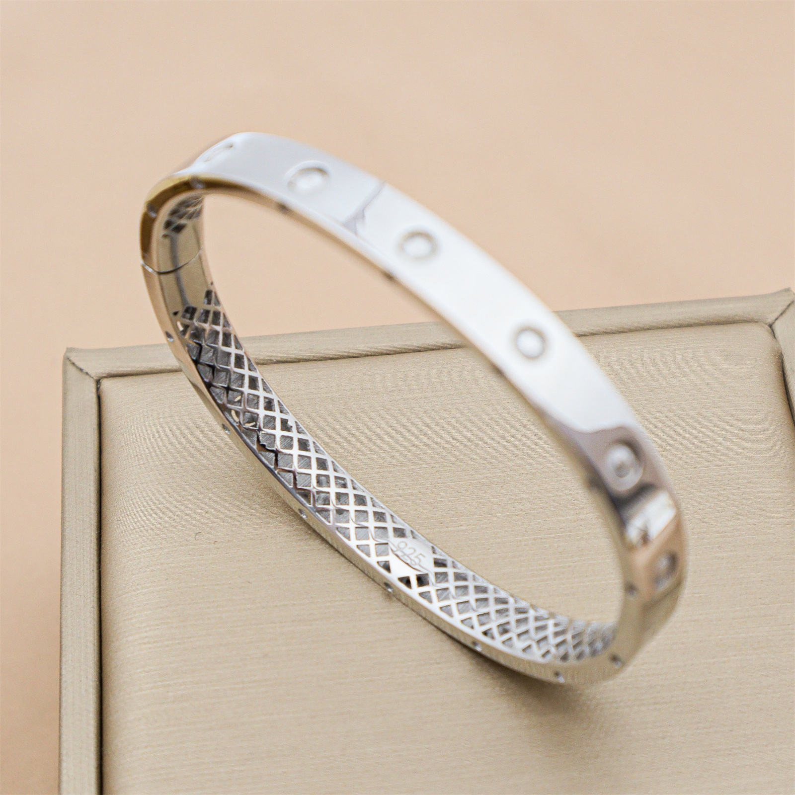 925纯银，镂空手镯可开口银式手镯手镯