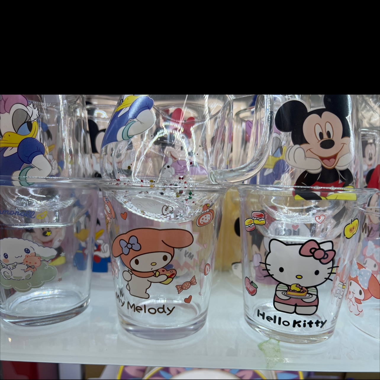 Glass handicrafts, glass vases, decorative items, glass cold water cups, glass ice cream cups, full-length mirrors, home creative artworks detail image 2