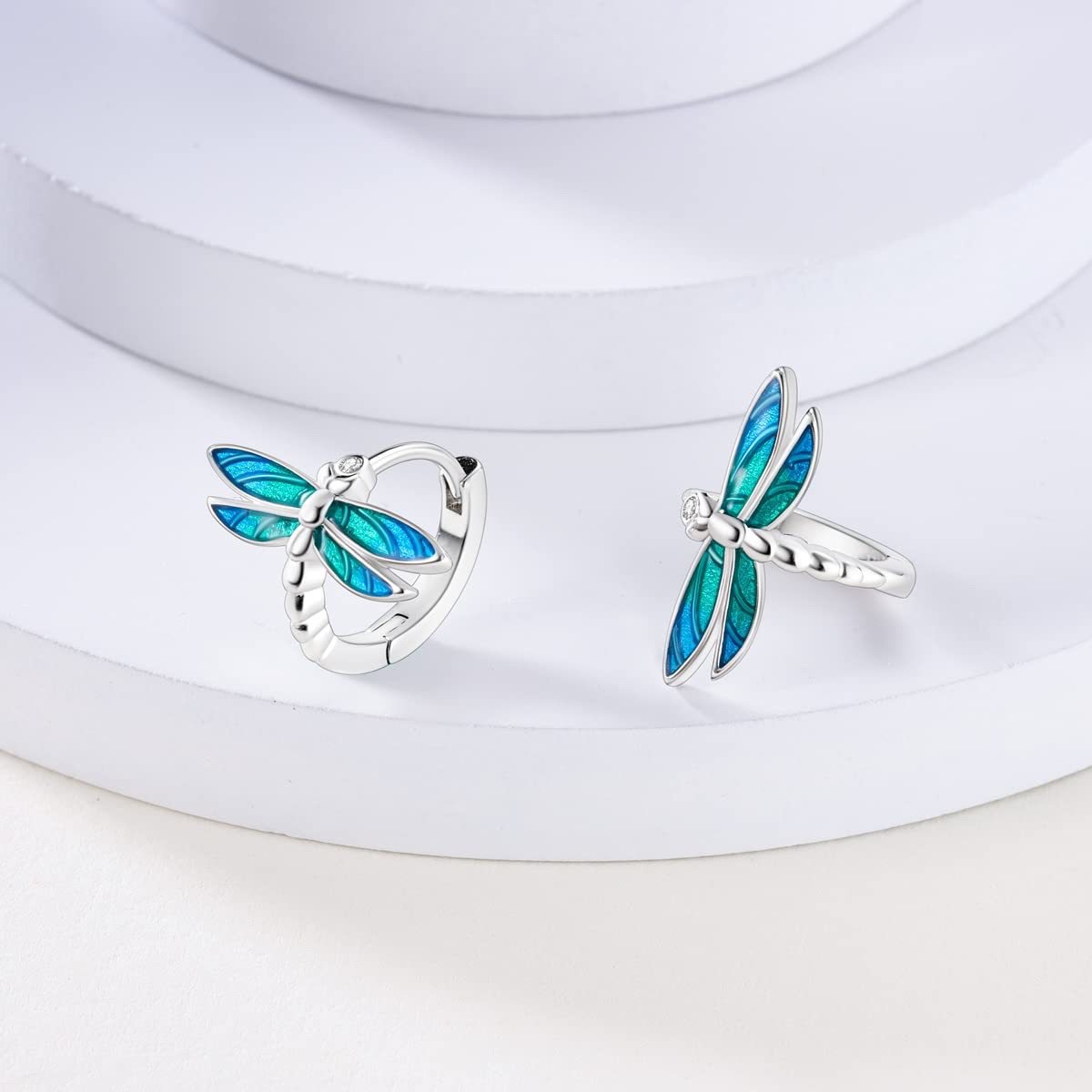 Brass and real gold electroplated, a popular cross-border bestseller in Europe and America, elegant oil-dripping small dragonfly ring earrings, versatile women's earrings, high-end, fashionable and simple, versatile daily stud earrings wholesale, women's online bestseller oil-dripping earrings detail image 2