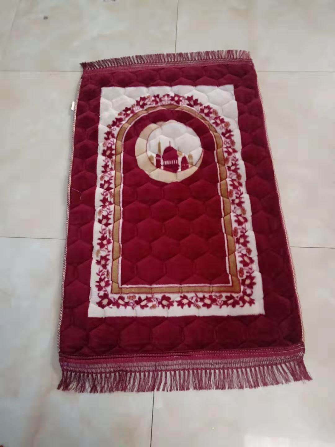 厂家直销地毯毯舒适家用地毯 多用途地毯柔软防滑地毯