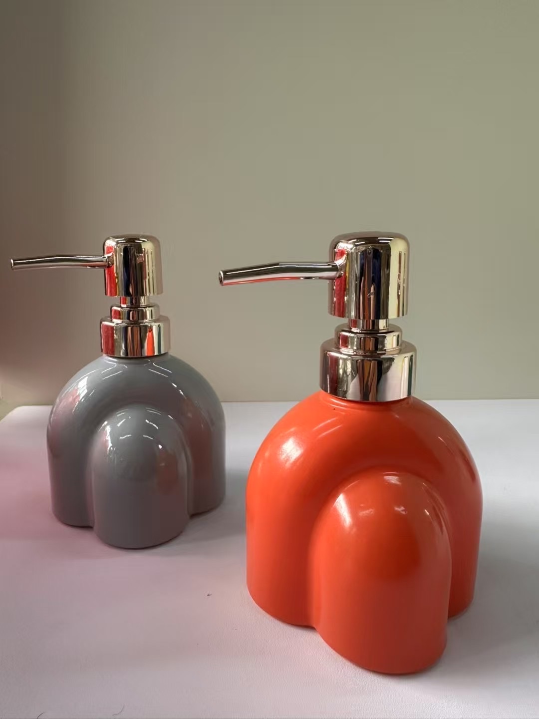 陶瓷佛像水烟工艺品微景观玻璃罩创意摆件家居装饰礼品详情图7