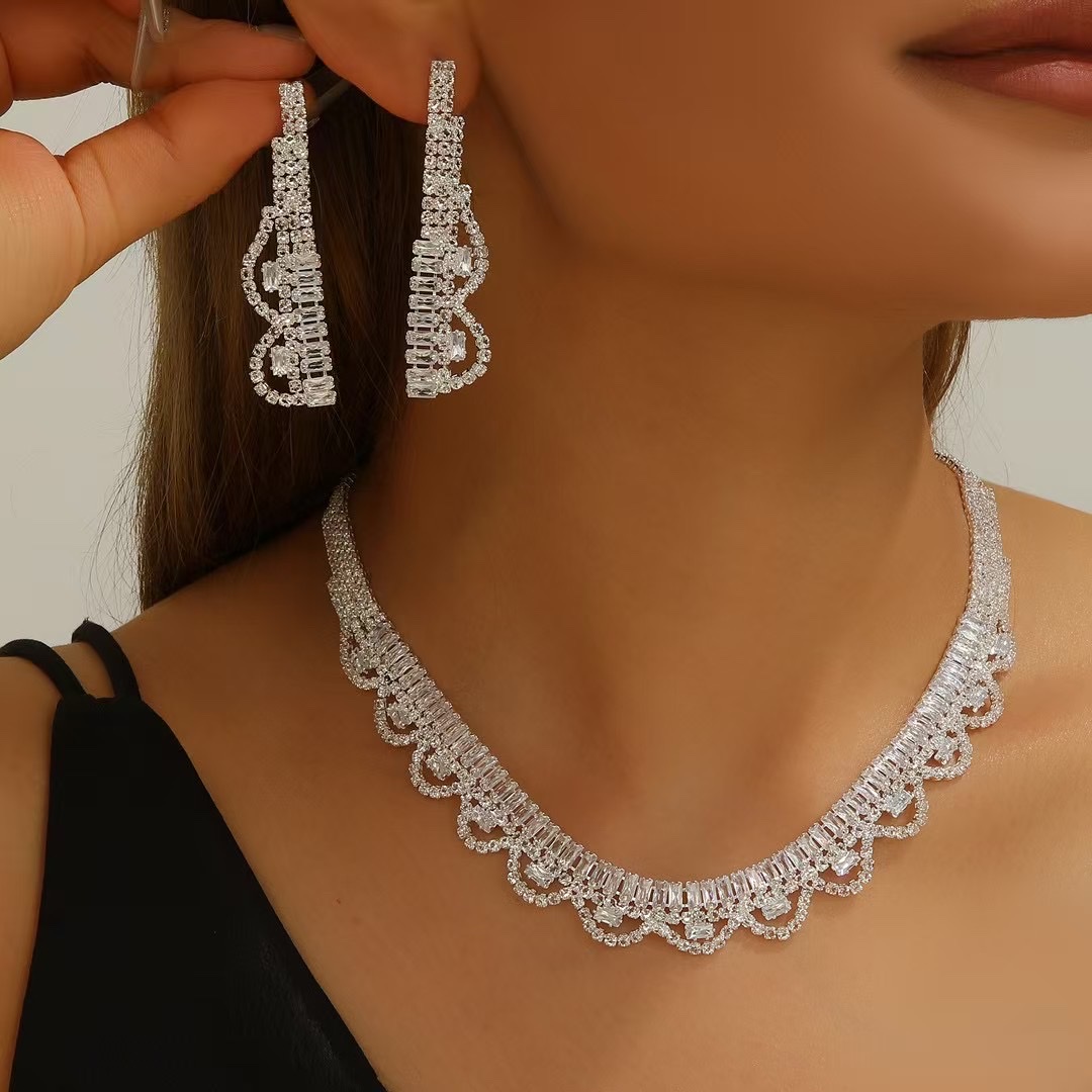 烧焊锆石耳环时尚耳饰 精致烧焊工艺百搭饰品 优雅气质款