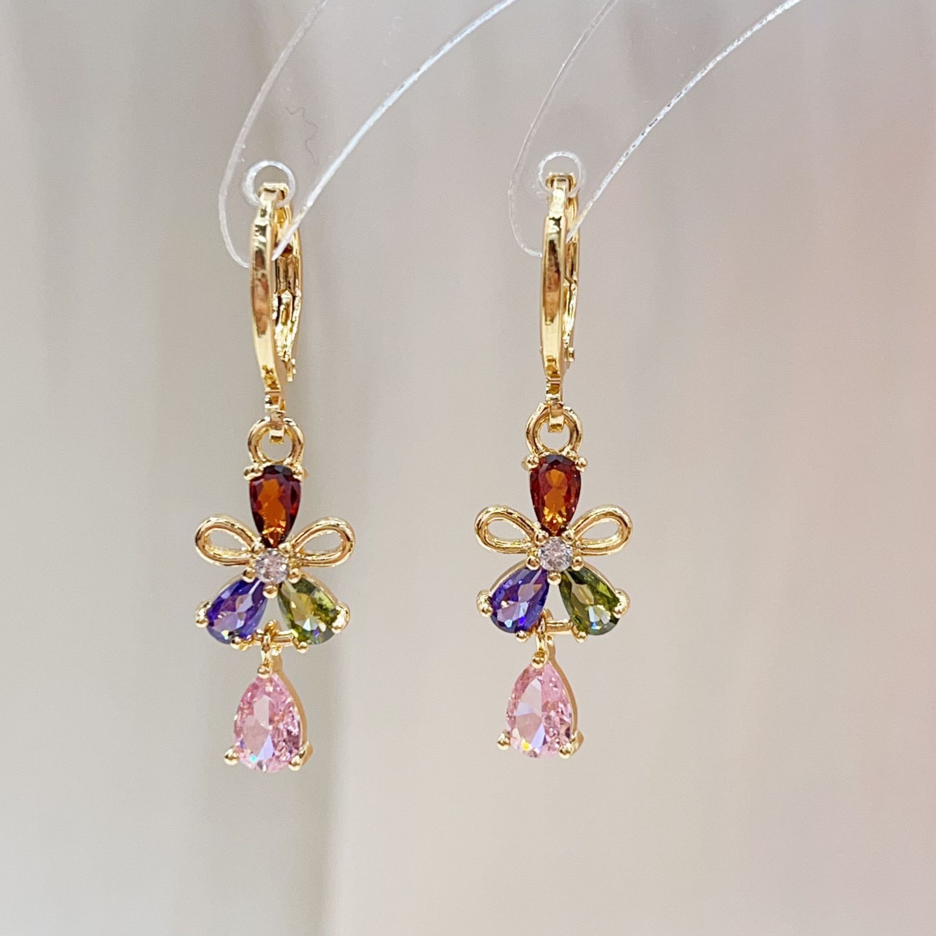 欧美跨境新款耳环 高级感饰品外贸批发精致香槟金彩色锆石时尚设计感耳饰耳扣批发耳环耳饰耳环耳环耳环耳环饰品饰品饰品饰品饰品