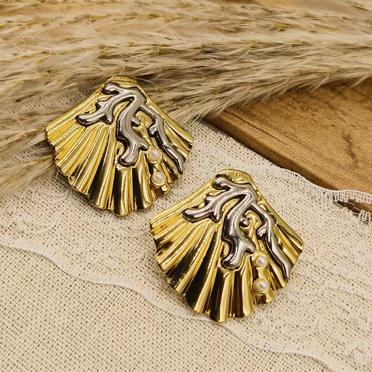 烧焊锆石耳环 时尚简约耳饰 精致烧焊耳环 女士百搭饰品潮流设计