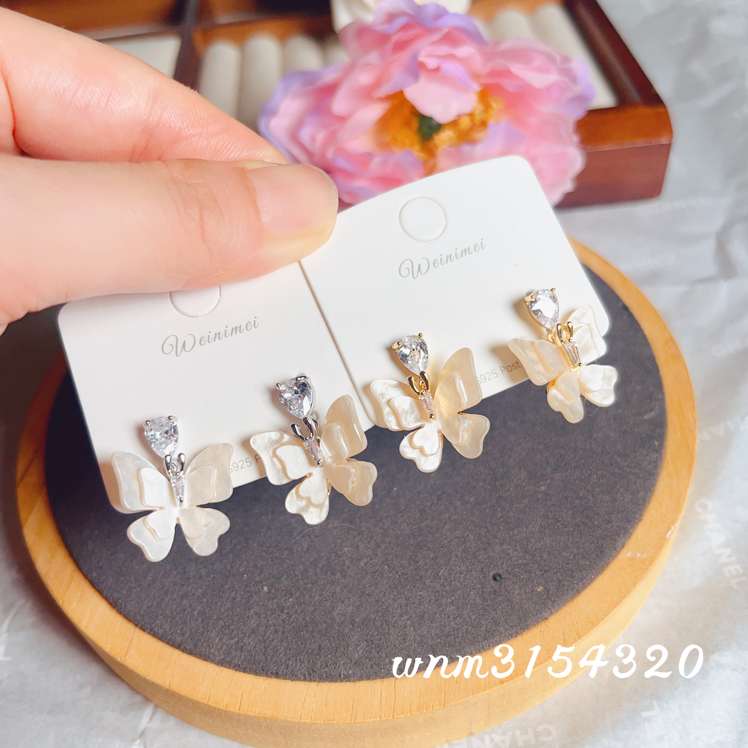 多巴胺hu d锆石圆球耳钉女小众设计感耳环独特漂亮耳饰2025年新款耳环