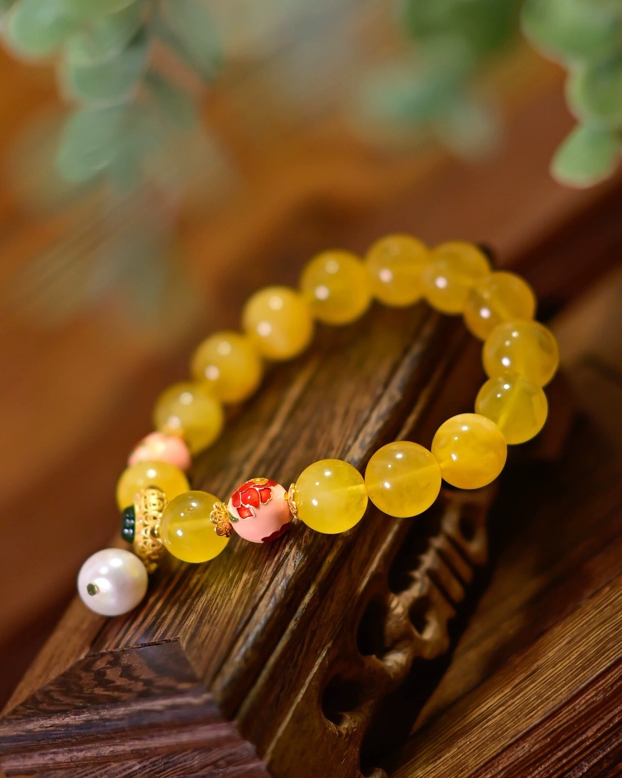 • العقيق الطبيعي + الذهب مع بسوارات الخرز اليدوية Item Picture