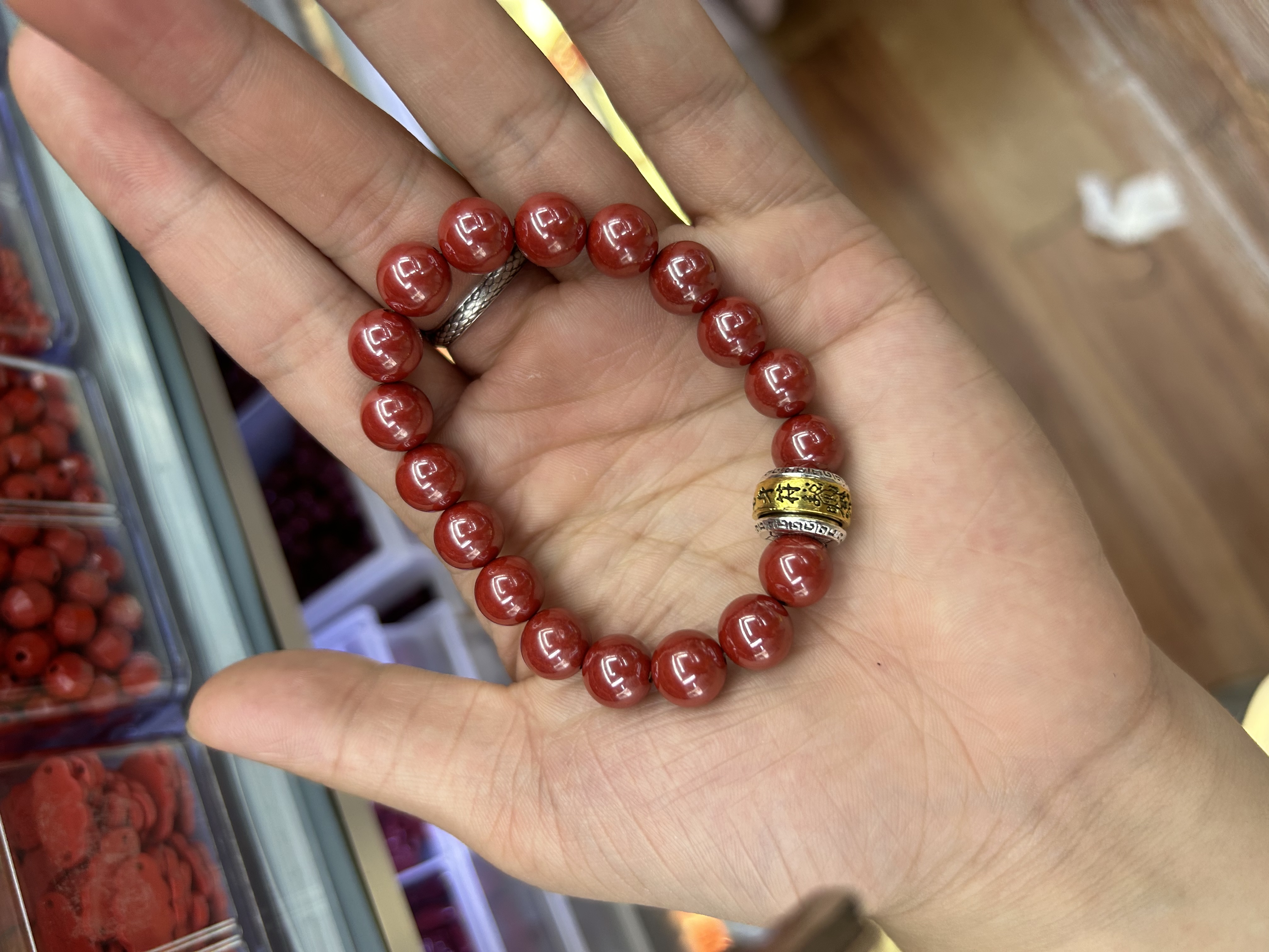 Natural cinnabar, high-content imperial cinnabar, popular year after year bracelets, cinnabar bracelets, high-content cinnabar gifts, wholesale cinnabar bracelets, handicrafts, ornaments, bracelets and strings details Picture