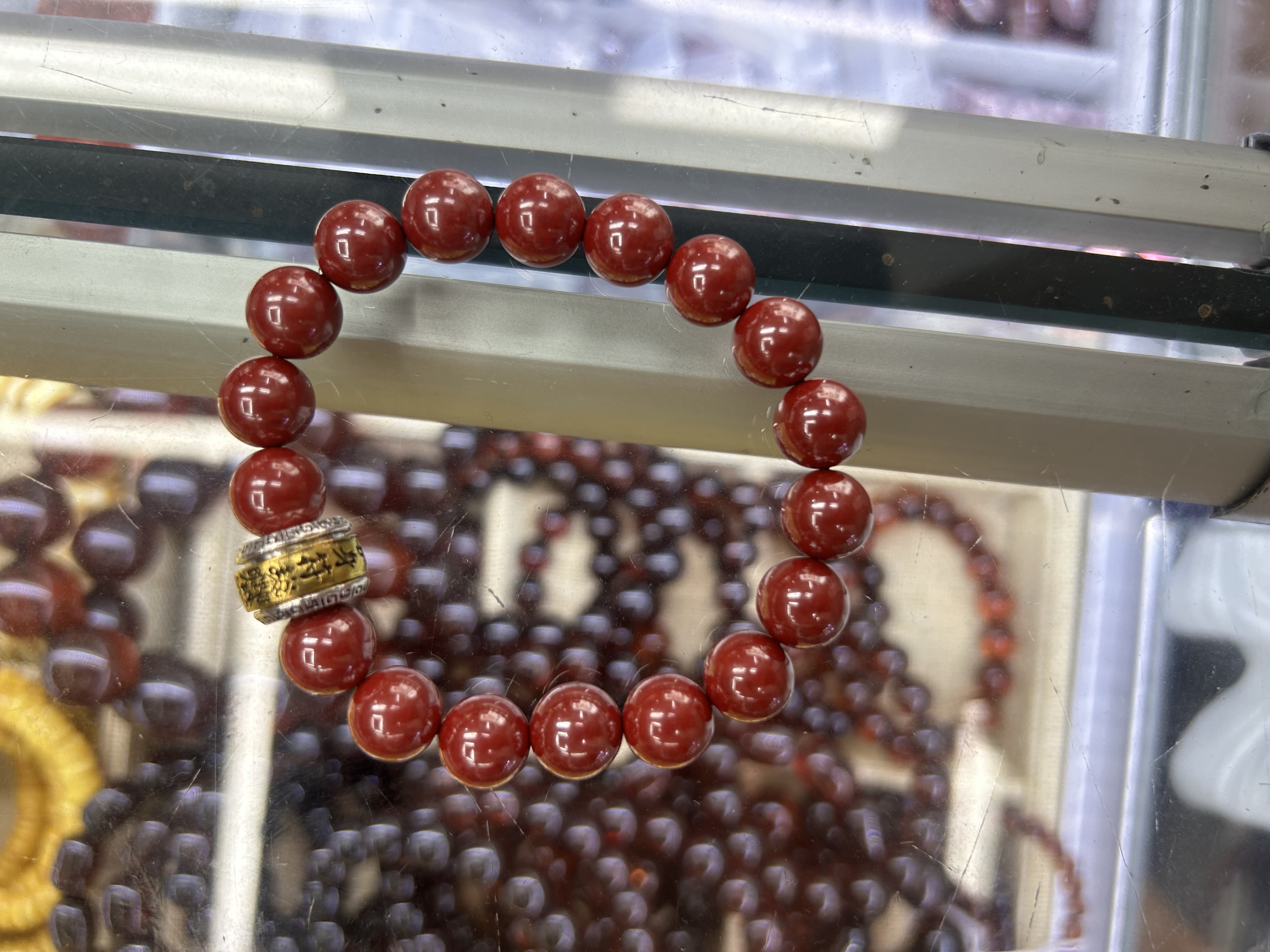 Natural cinnabar, high content, cinnabar, imperial cinnabar, year after year, cinnabar bracelets, ornaments, gifts, handicrafts, bracelets Application Scenario
