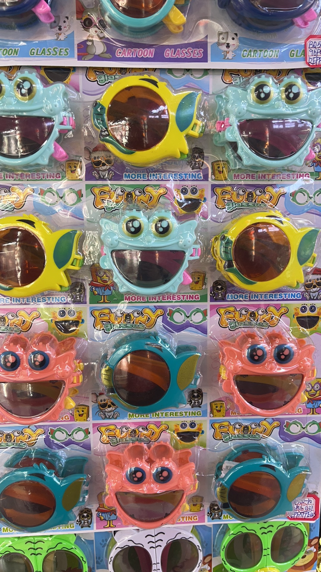 Party decoration glasses, birthday props, Christmas hats, fun styling glasses, creative party supplies, essential for happy gatherings