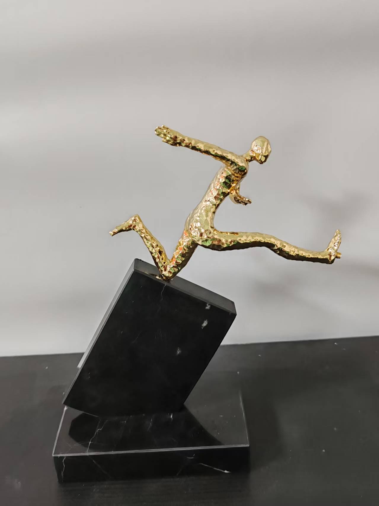 When jade floor-standing vases, glass vases, ceramic vases, flower POTS, and ceramic decorative ornaments are simple detail image 2