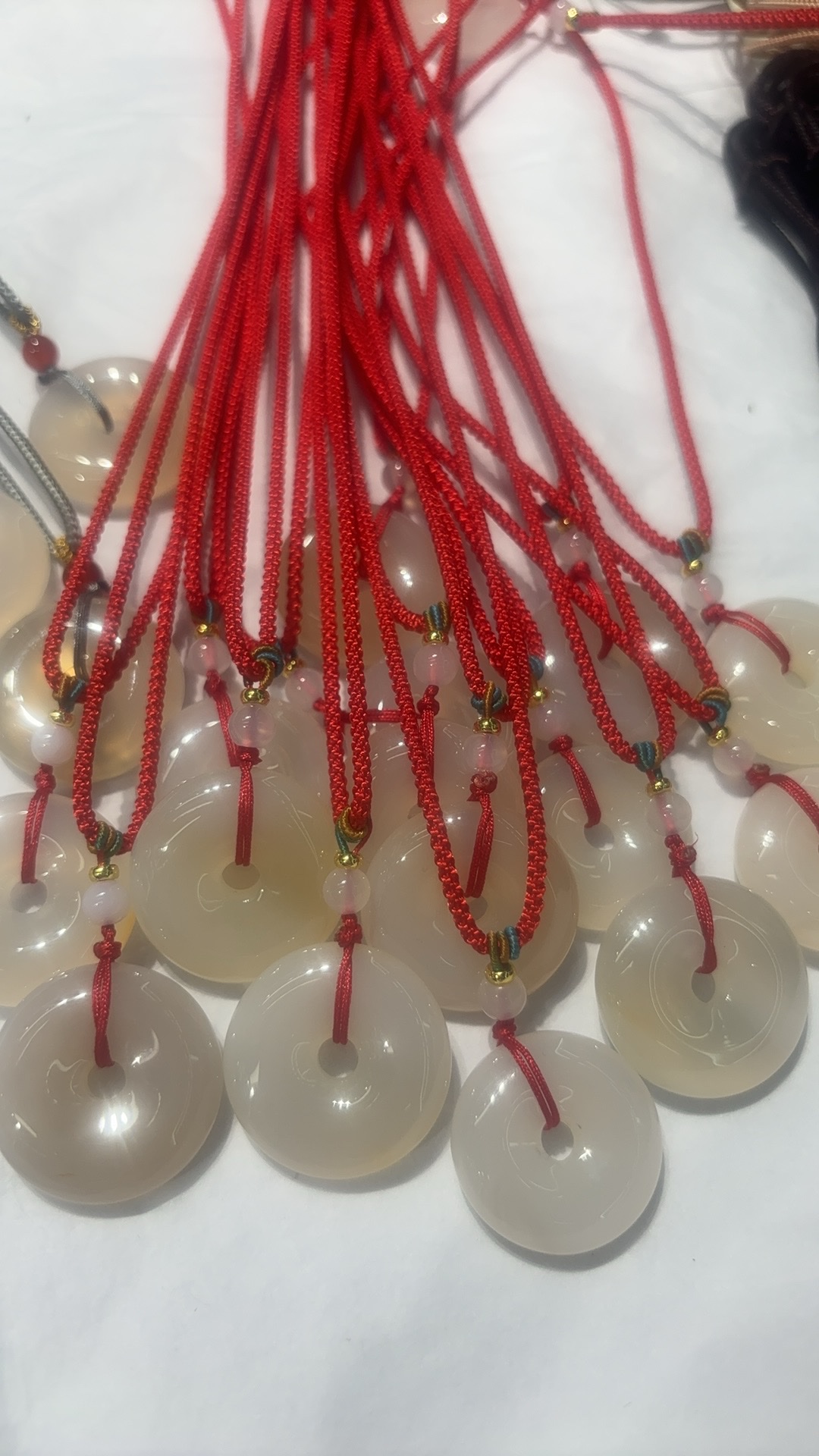 Natural chalcedony pendant details Picture