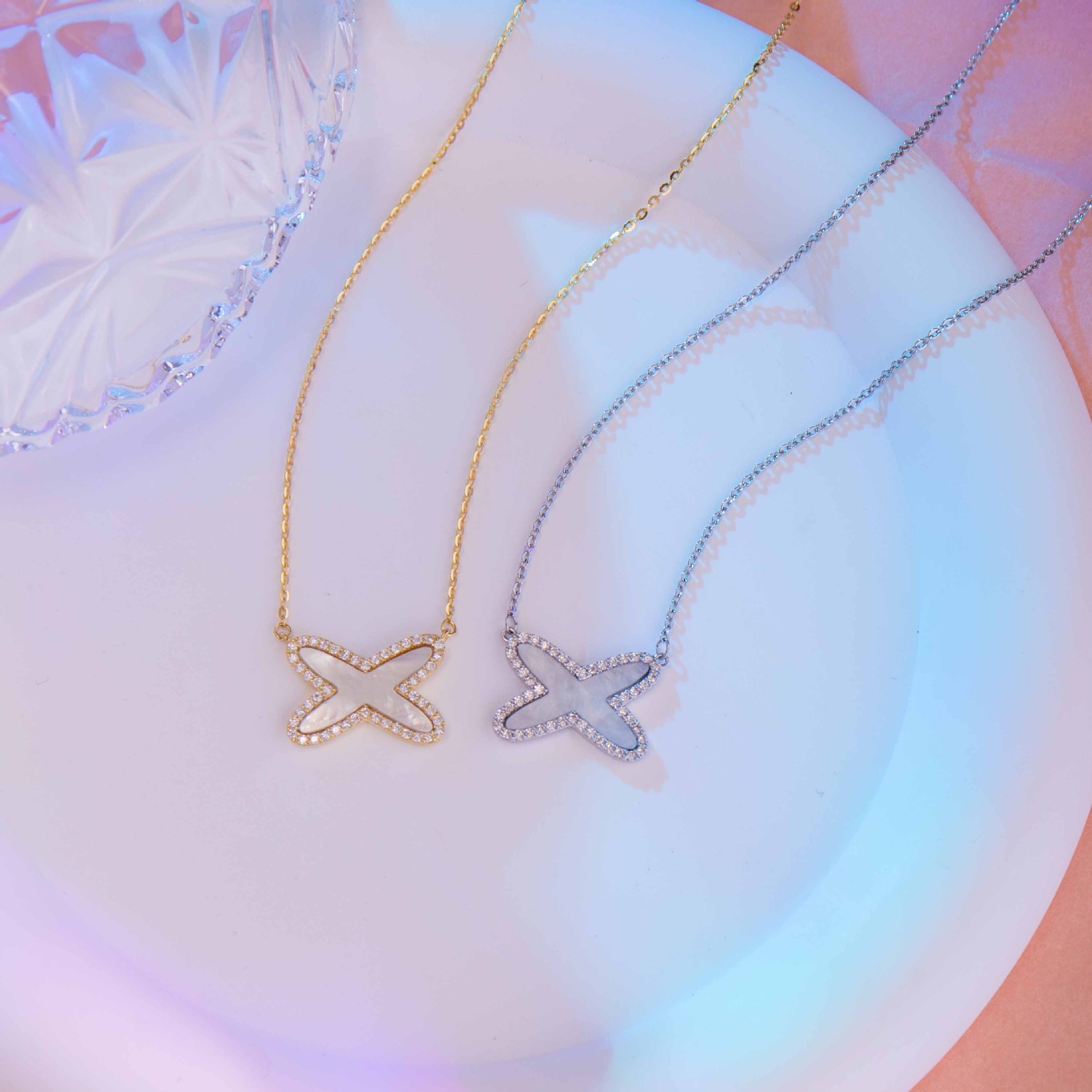 新款蝴蝶项链女新款钻锆石吊坠小众设计极简清冷感流苏锁骨链饰品 项链