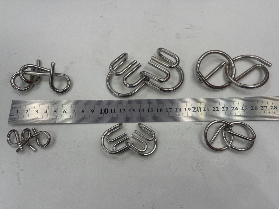 地摊玩具单词华容道益智拼图飞机模型儿童趣味学习互动游戏玩具地摊玩具