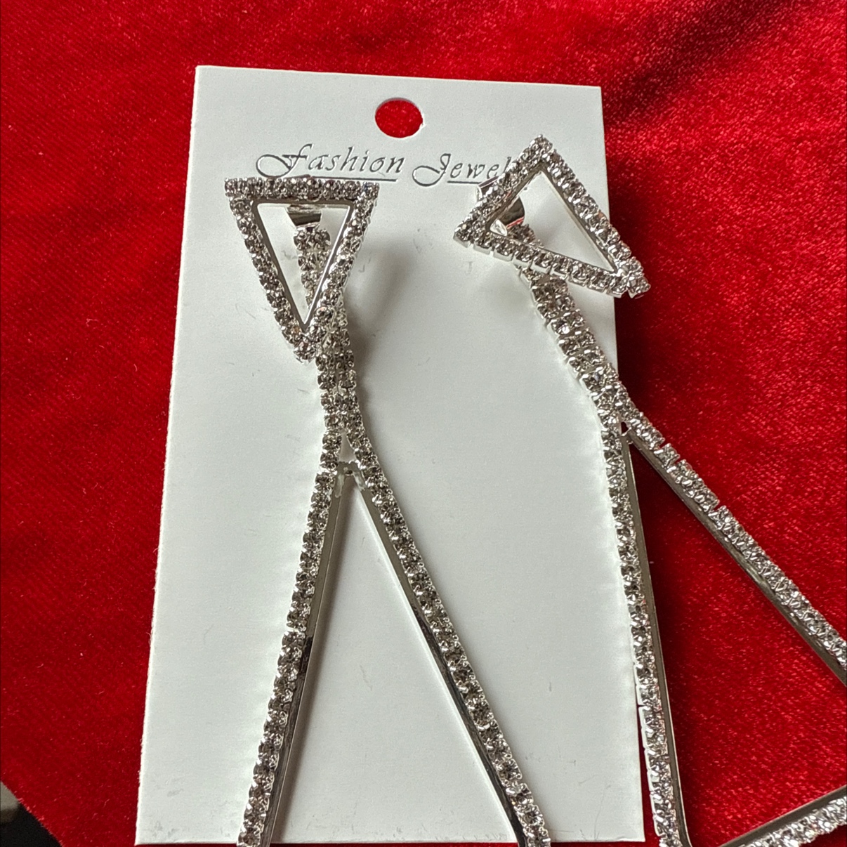 时尚耳饰 精致耳环 百搭饰品 优雅设计 时尚饰品 婚庆场合 宴会场合 适合多类场合 复古设计 可叠戴 双设计细节图