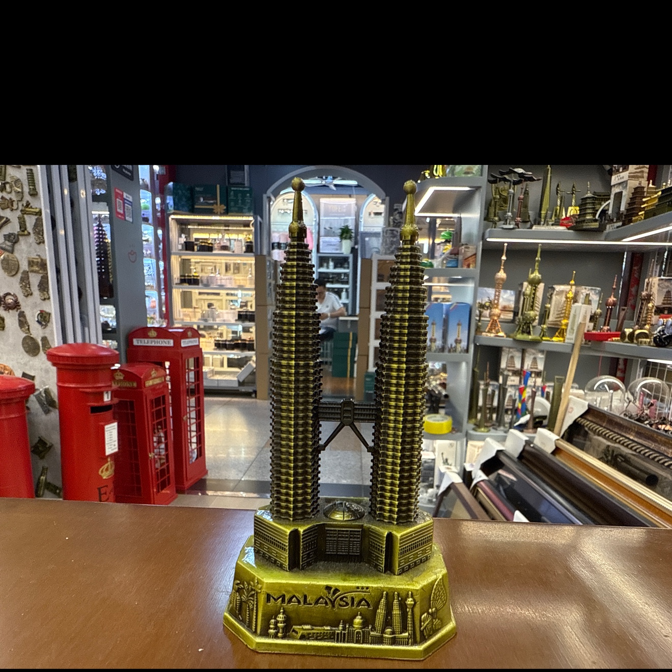 马来西亚双子塔锌合金工艺品摆件工艺品