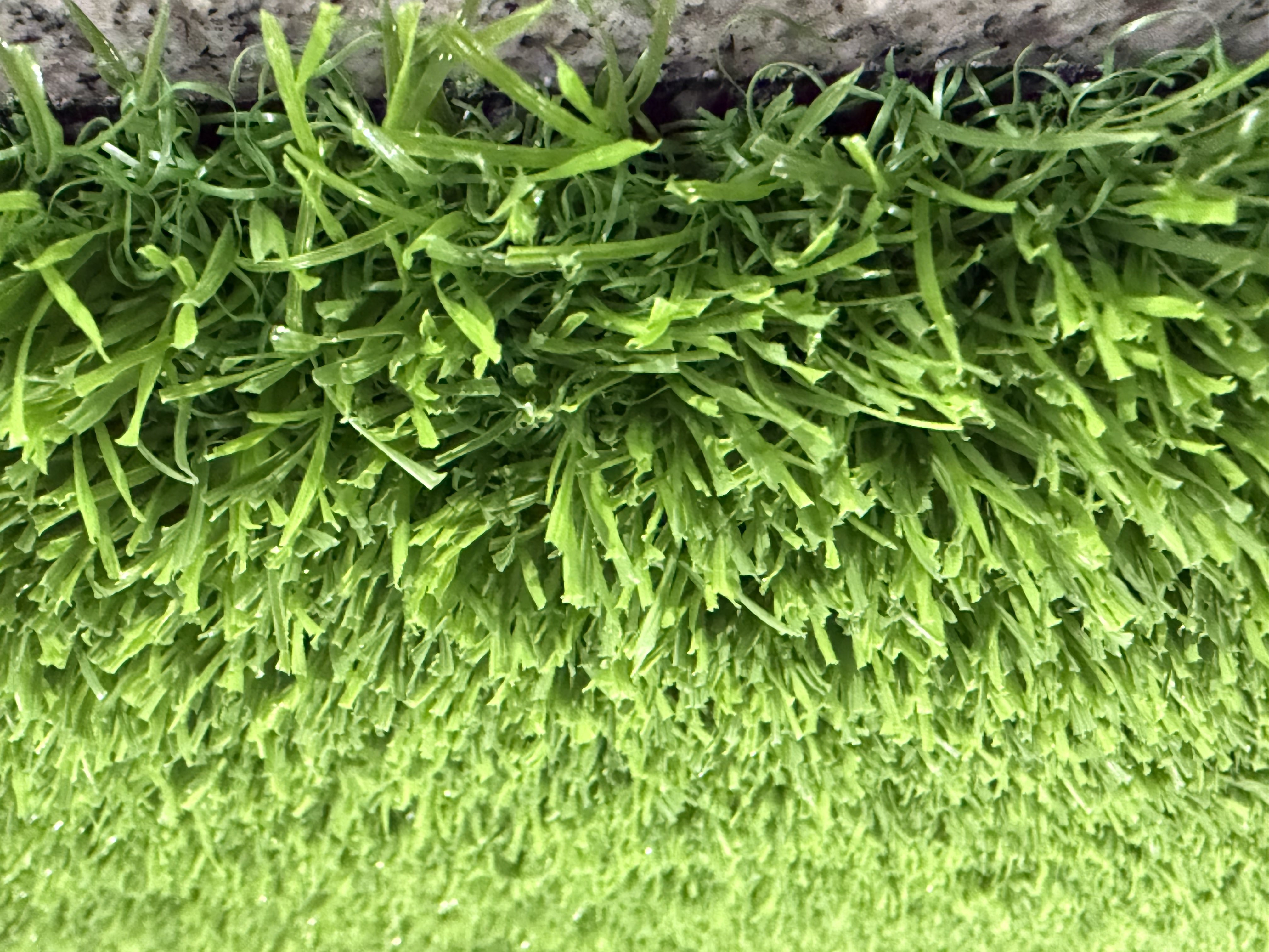 High-quality artificial turf fence, artificial carpet grass, kindergarten and school artificial turf, roof and balcony artificial turf details Picture
