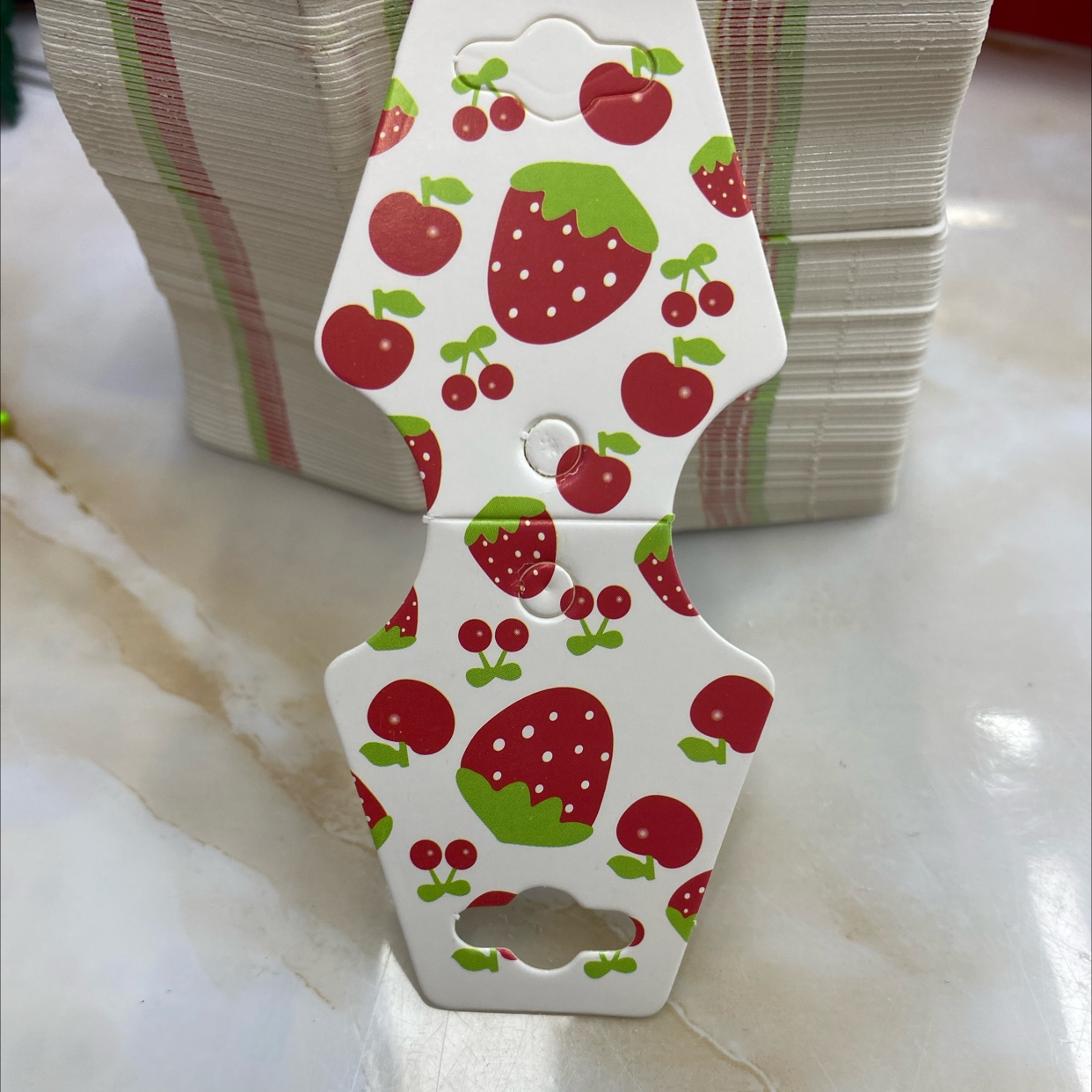 Bracelet, leather rope, necklace, label, packaging, cardstock, jewelry, price tag, strawberry folded card details Picture