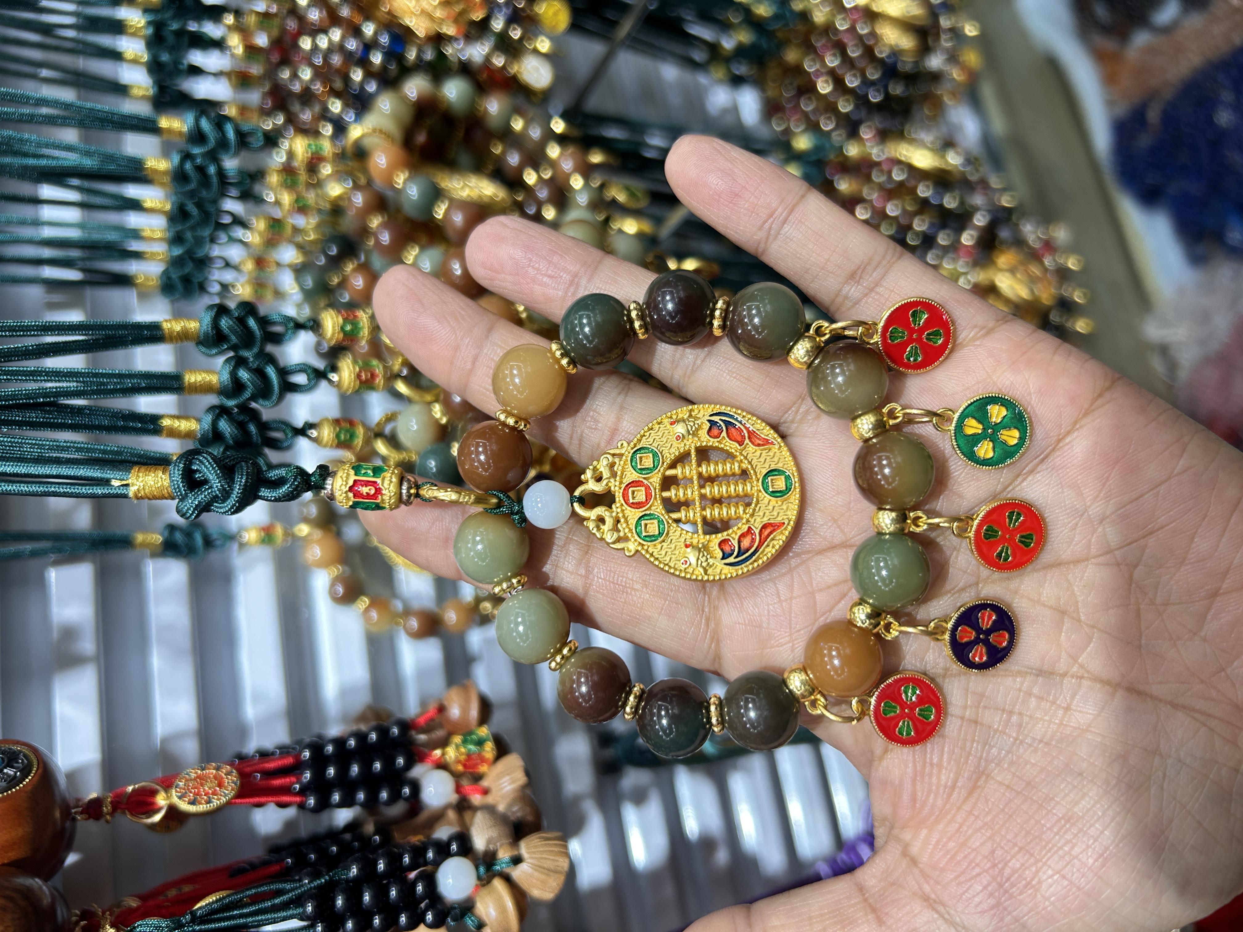 天然普通根家居车挂饰品挂画油珐琅彩配饰车挂后视镜挂饰工艺品白底实物图