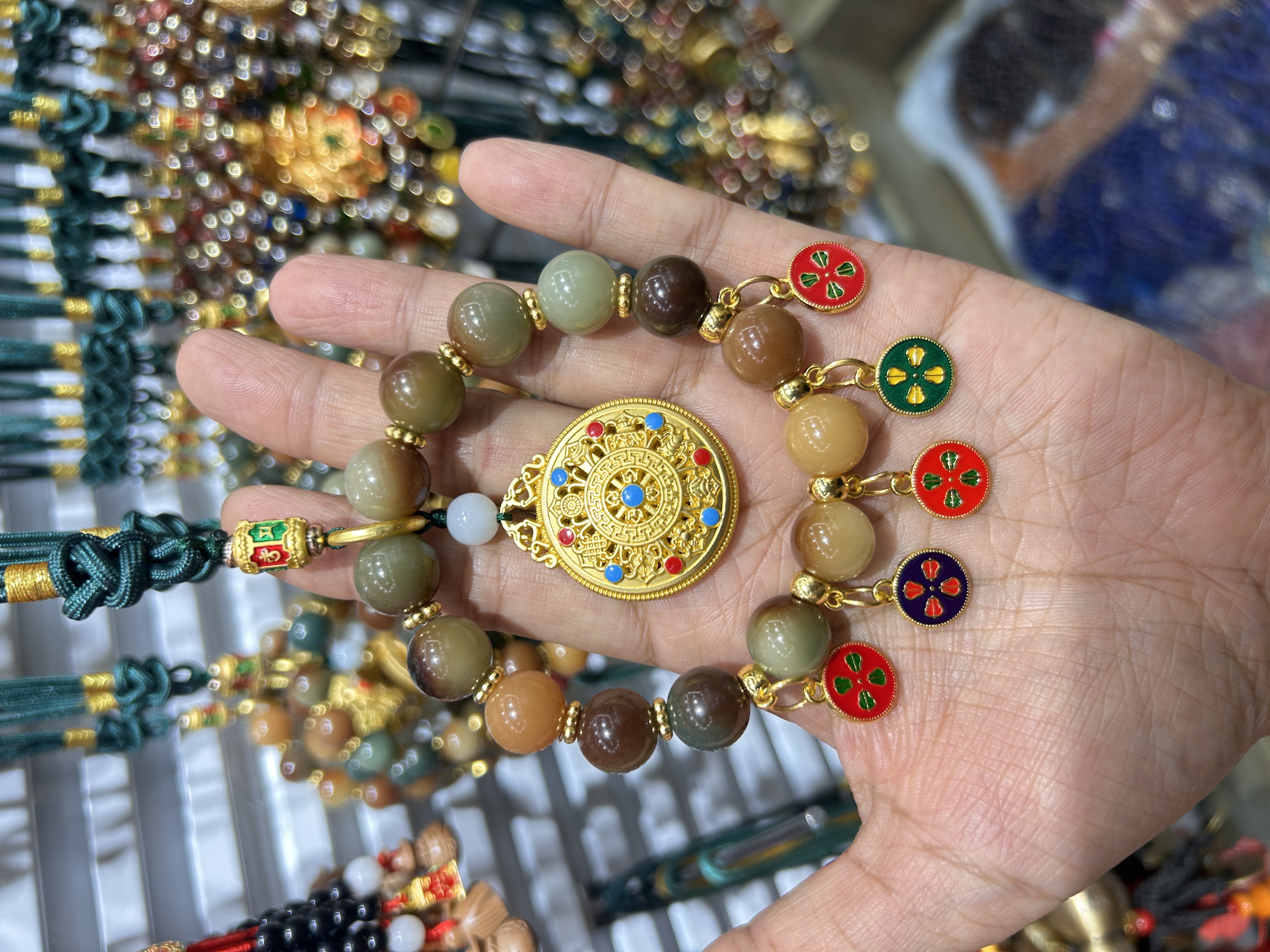 天然普通根家居车挂饰品挂画油珐琅彩配饰车挂后视镜挂饰工艺品细节图