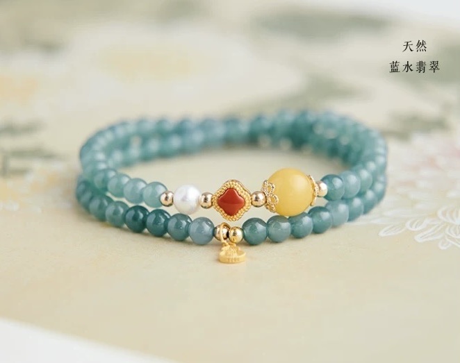A blue water jade double-ring bracelet for women, stacked with natural crystal, high ice blue water droplets, beeswax, south red four-leaf clover, 925 silver auspicious plaque details Picture