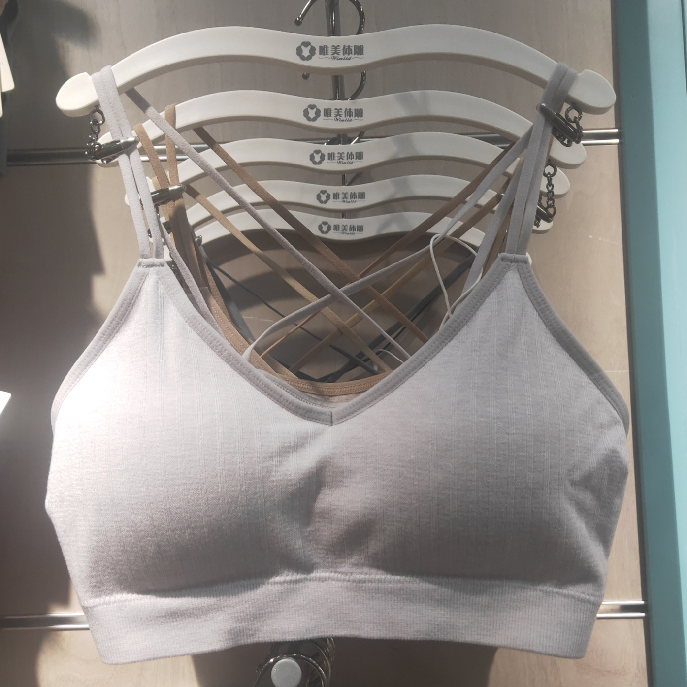 性感深V蕾丝边少女文胸美背无钢圈乳胶杯垫聚拢内衣无束缚舒Bra