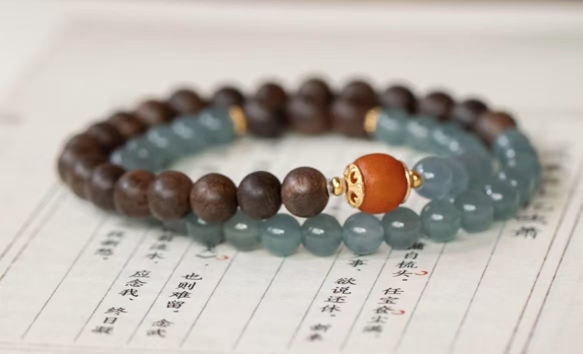 Qinan agarwood bracelet, natural blue water jadeite A-grade double ring bracelet, A collectible gift for women Specification image