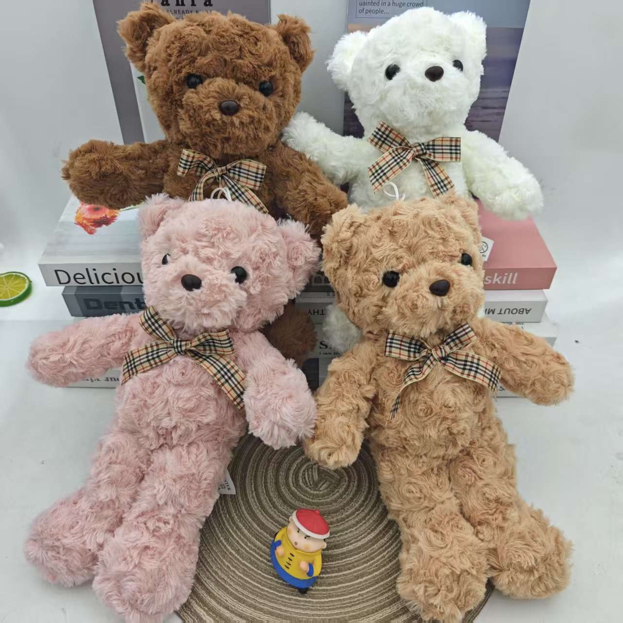 Wholesale of 8-inch claw machines, claw machines, dolls, stuffed toys, video game arcades, small gifts, and plush toys Application Scenario