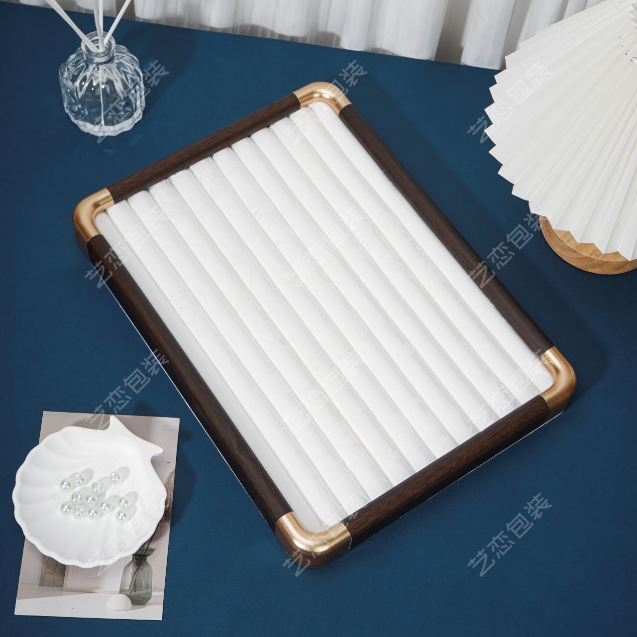 仿木饰品展示架 饰品店展示台 饰品盘陈列架 简约透明展示工具详情图7